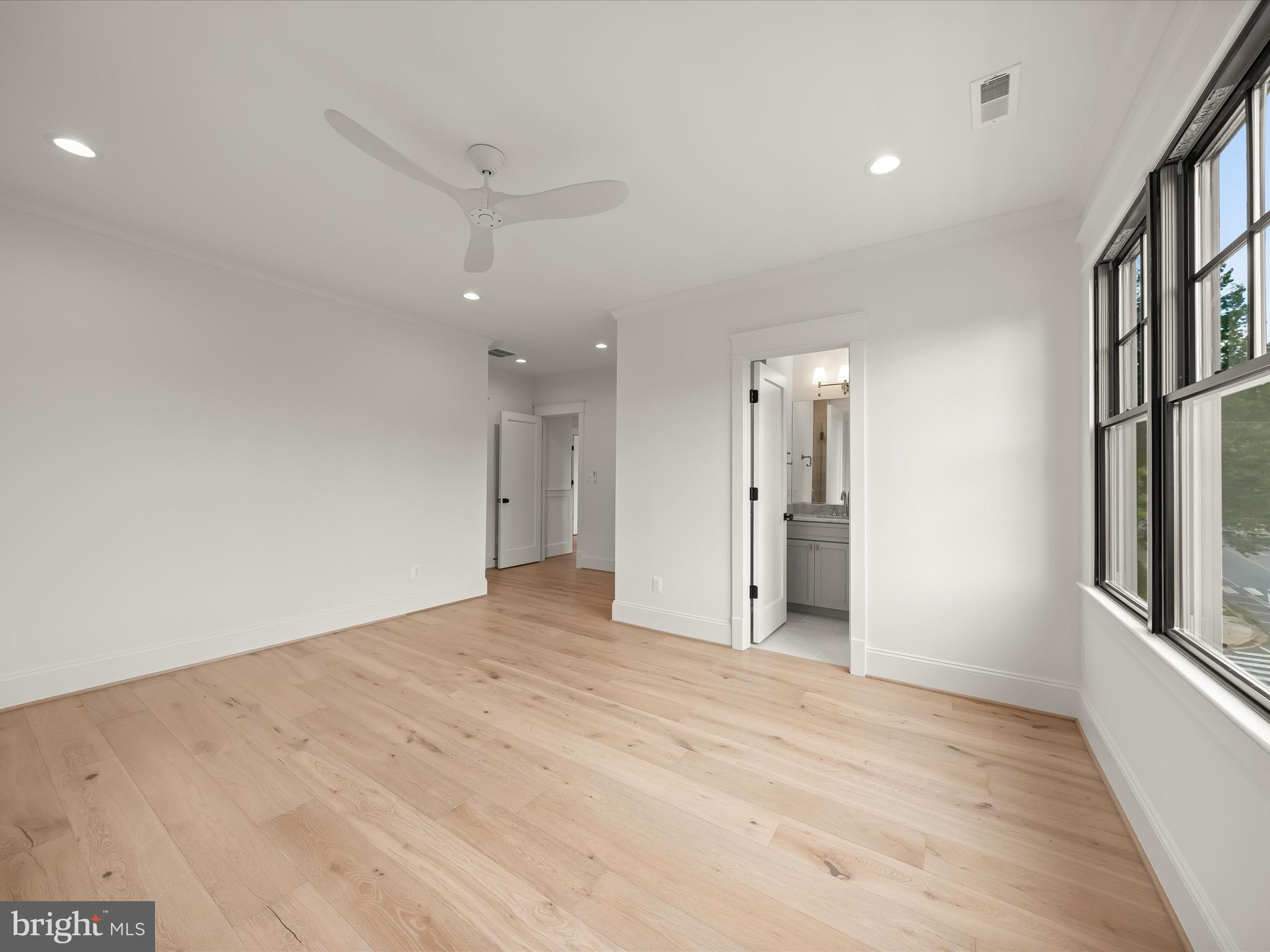 LEXINGTON VILLAGE - Residential