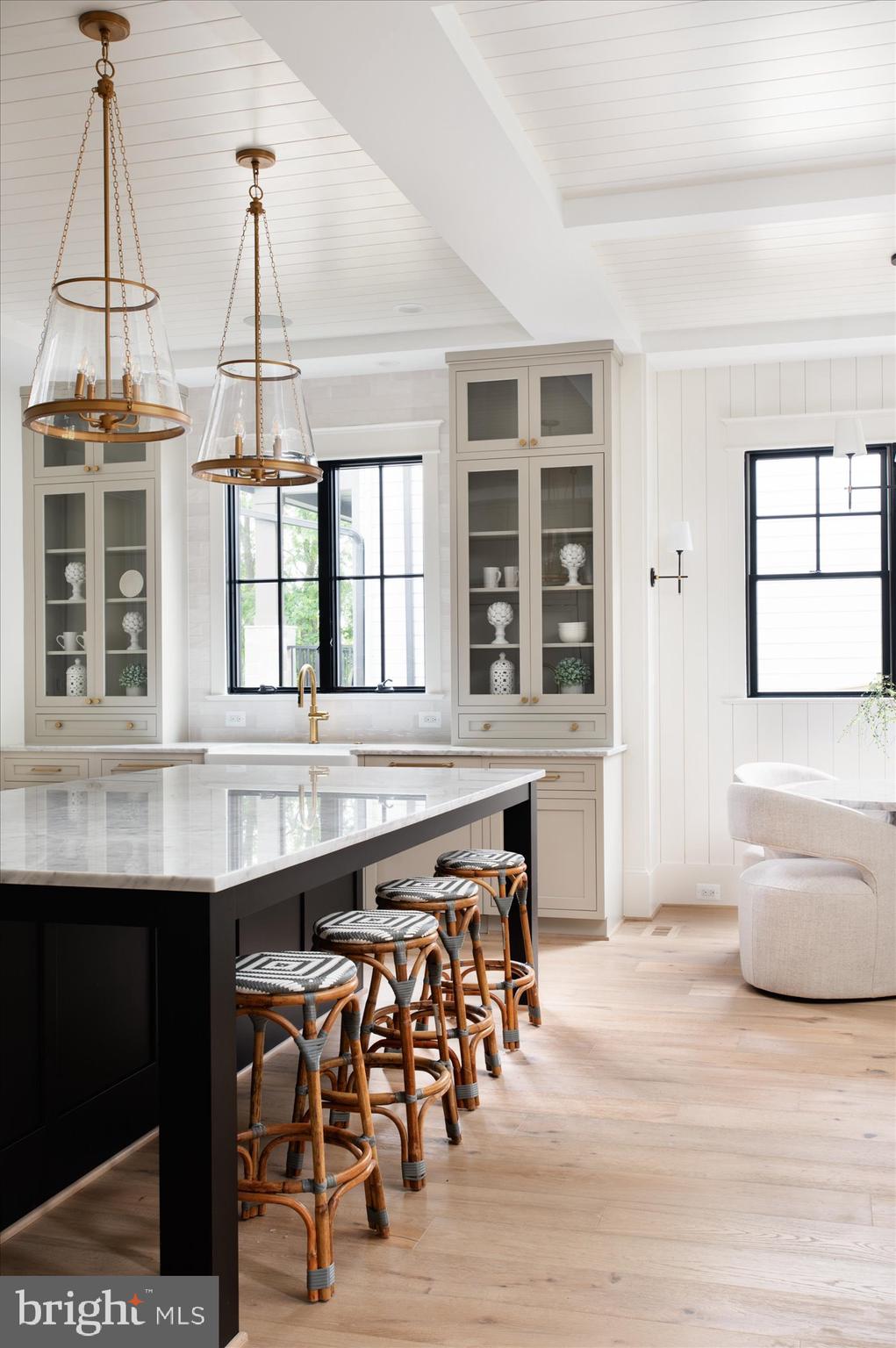 LEXINGTON VILLAGE - Residential