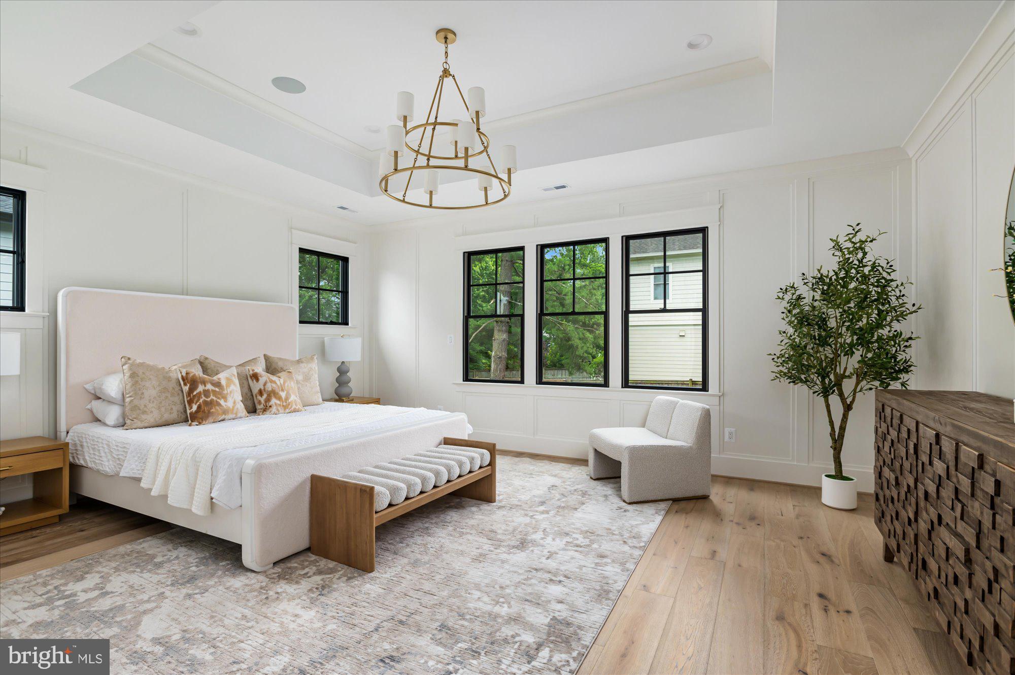 LEXINGTON VILLAGE - Residential