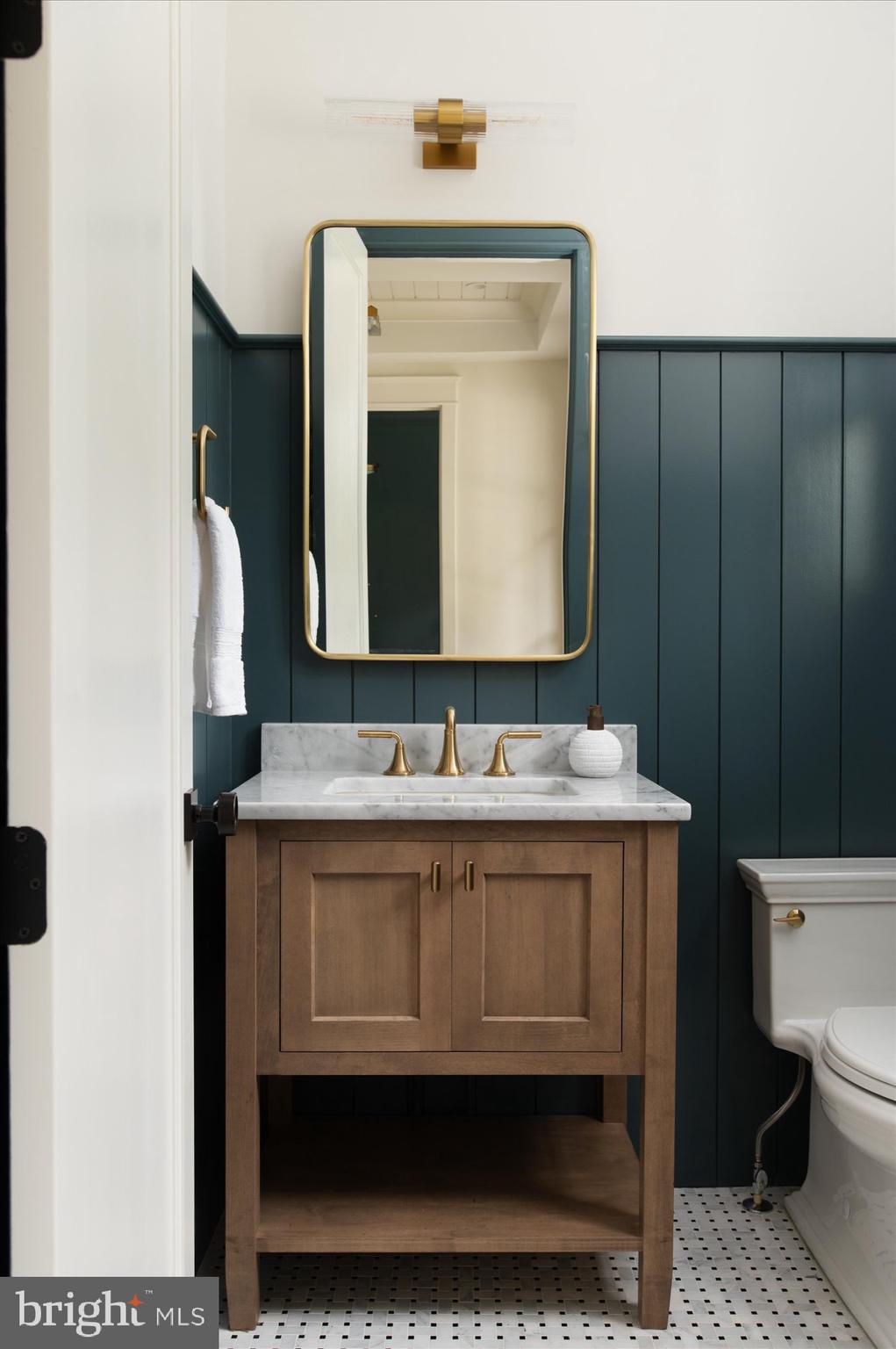 LEXINGTON VILLAGE - Residential