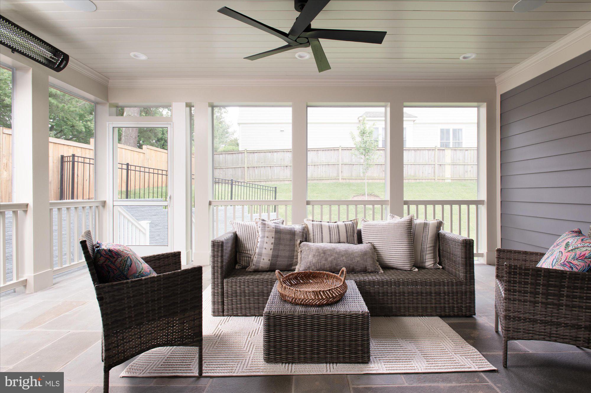 LEXINGTON VILLAGE - Residential