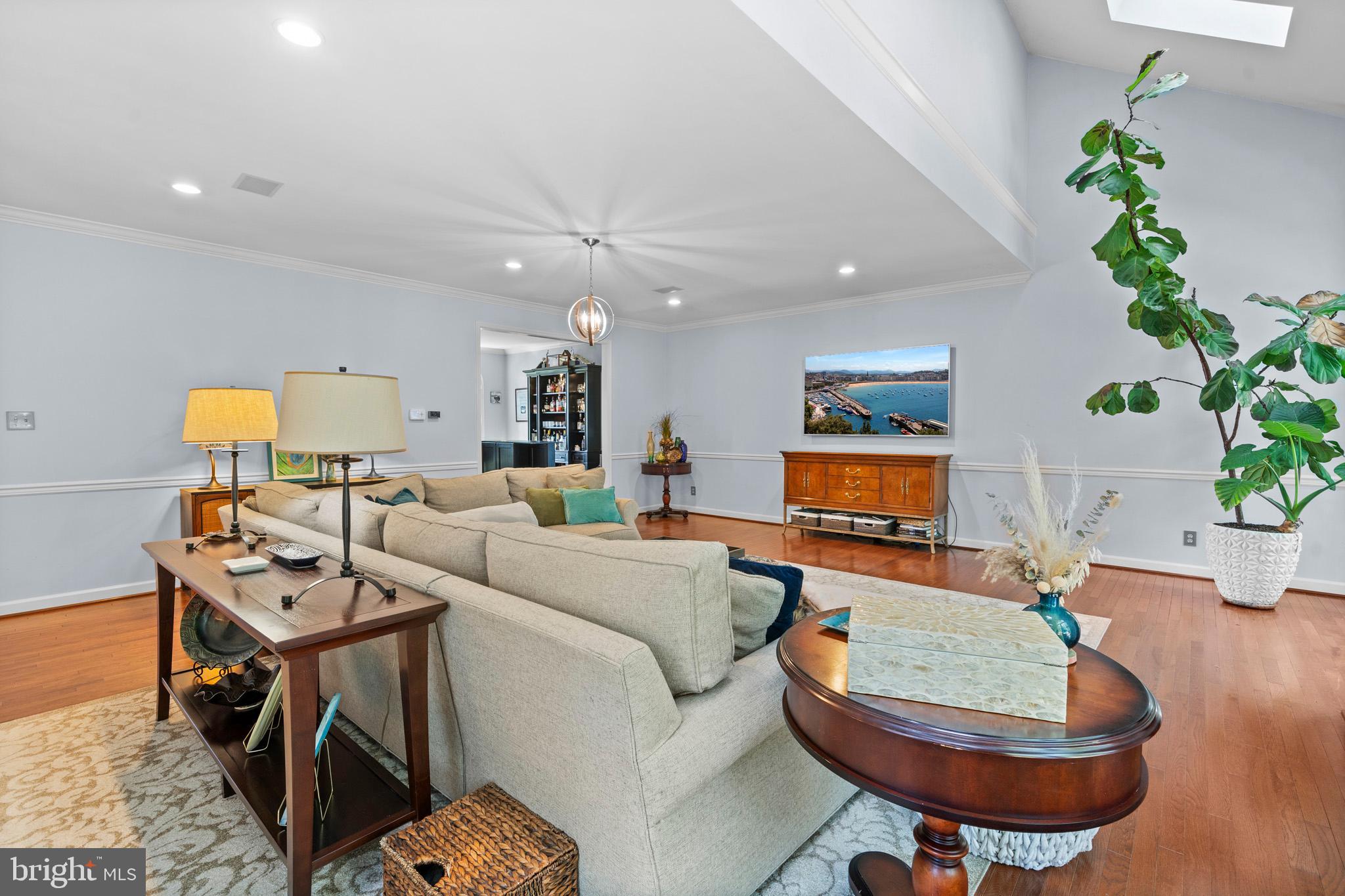 SWAN POINT - Residential