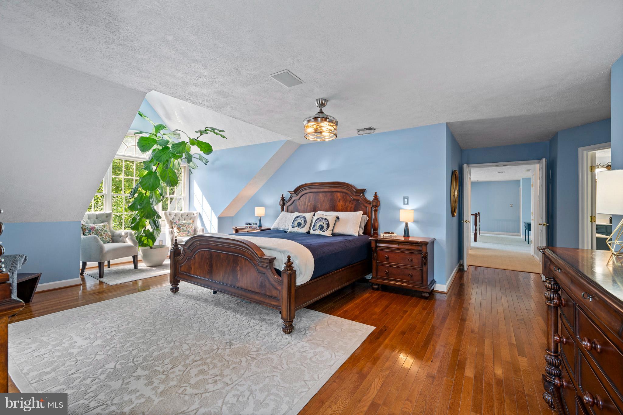 SWAN POINT - Residential