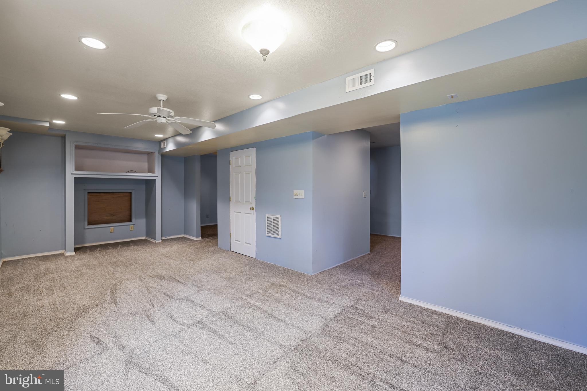 RIVERBEND ESTATES - Residential