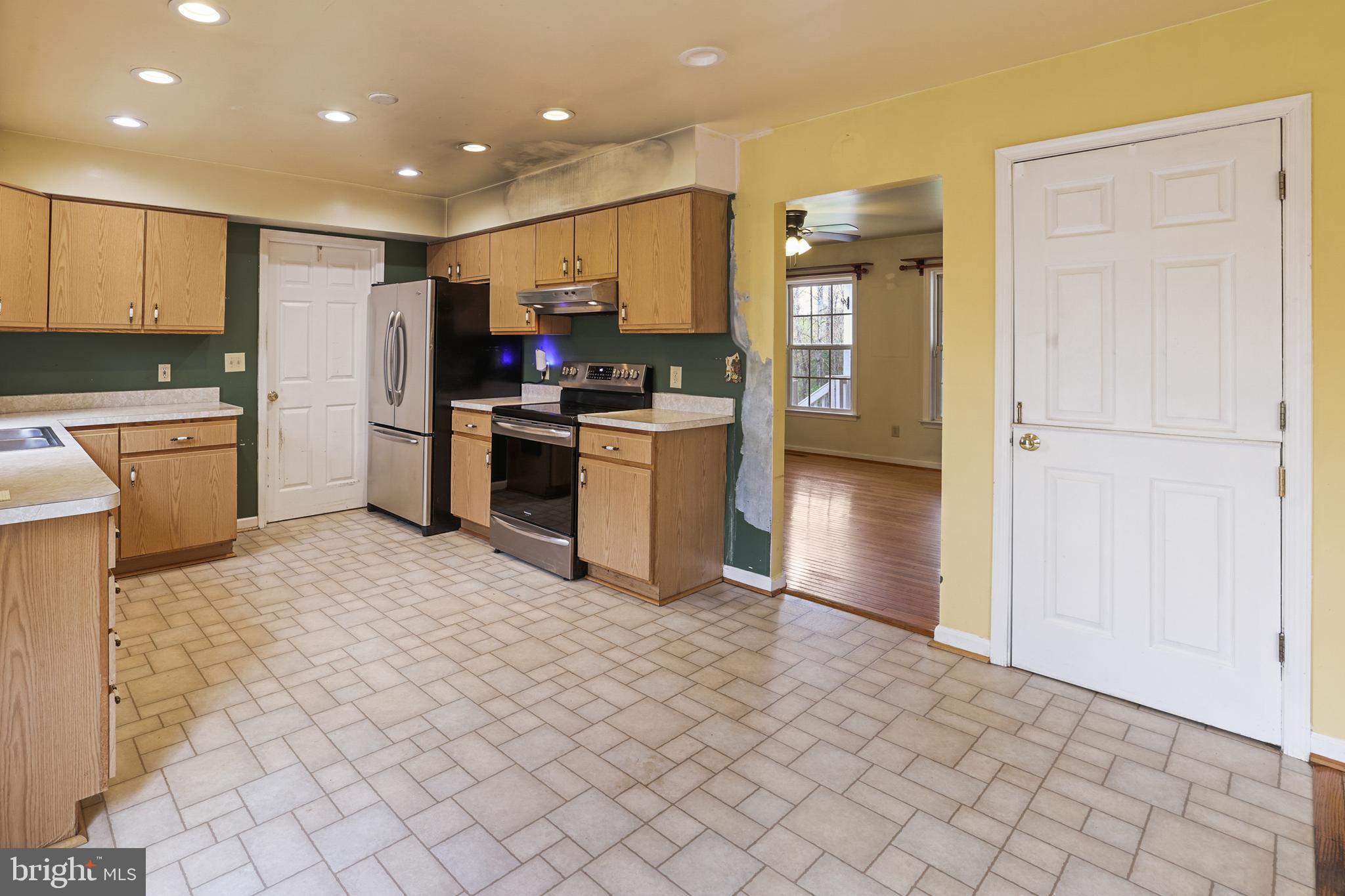 RIVERBEND ESTATES - Residential