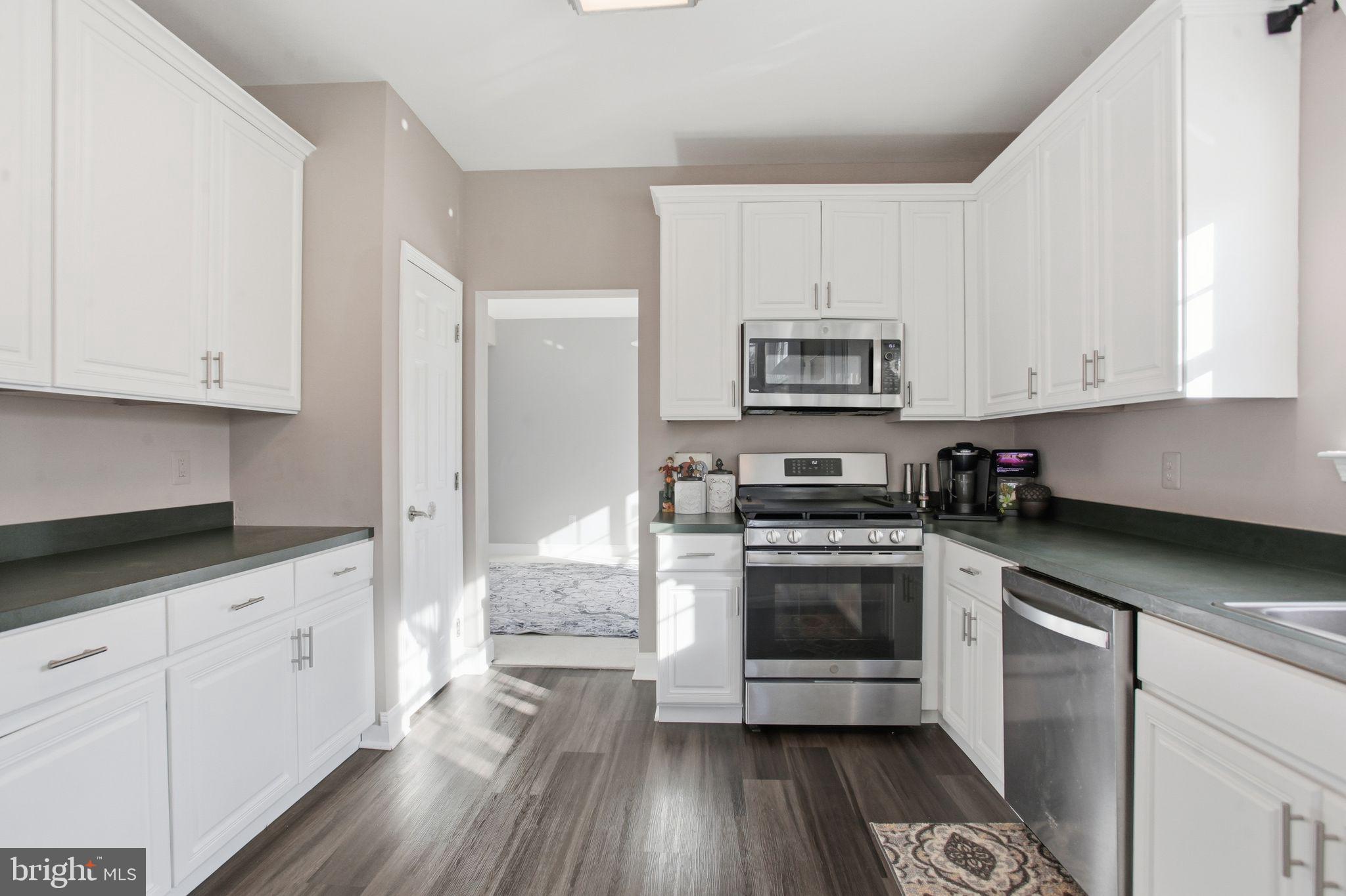 HICKORY RIDGE - Residential