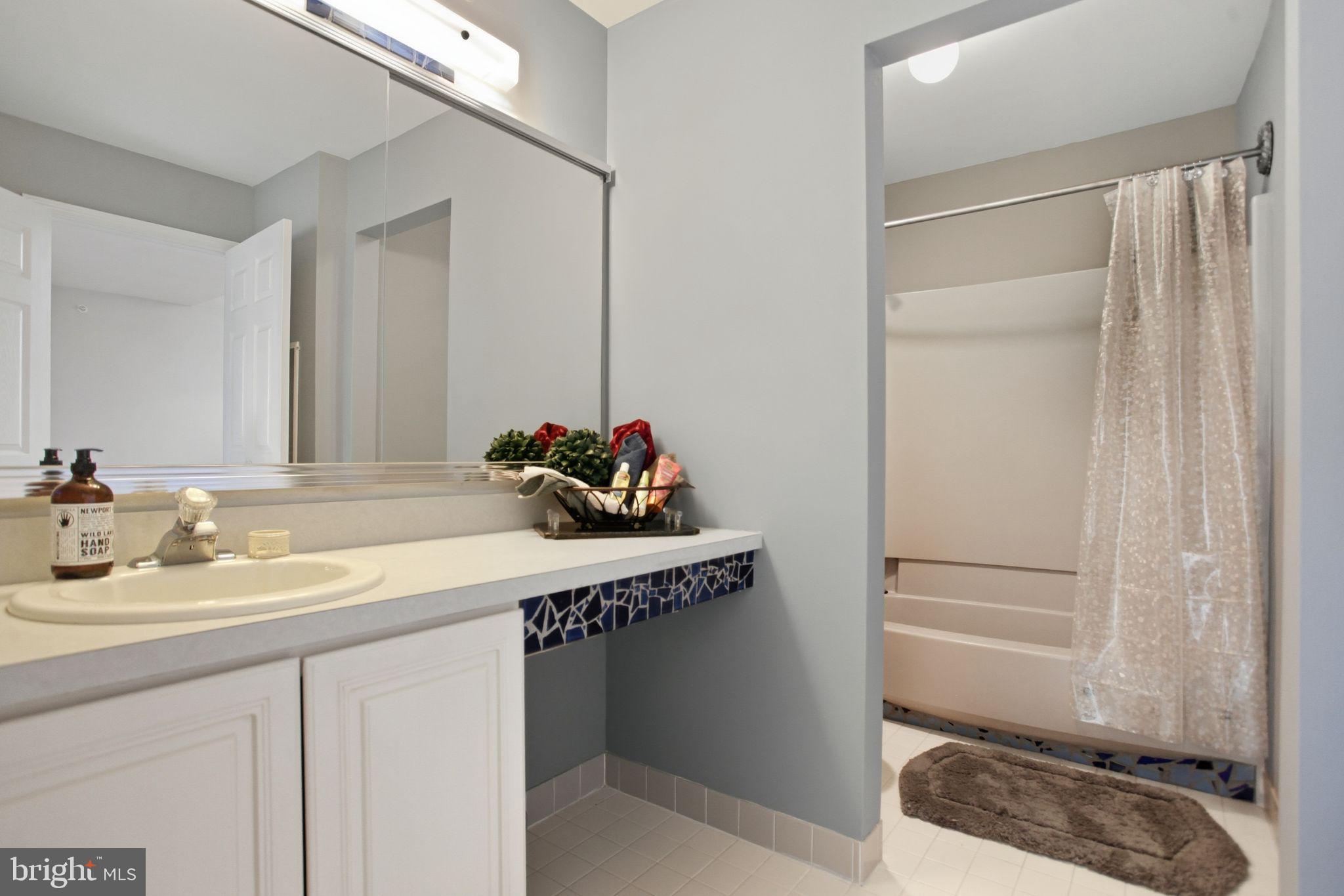 HICKORY RIDGE - Residential