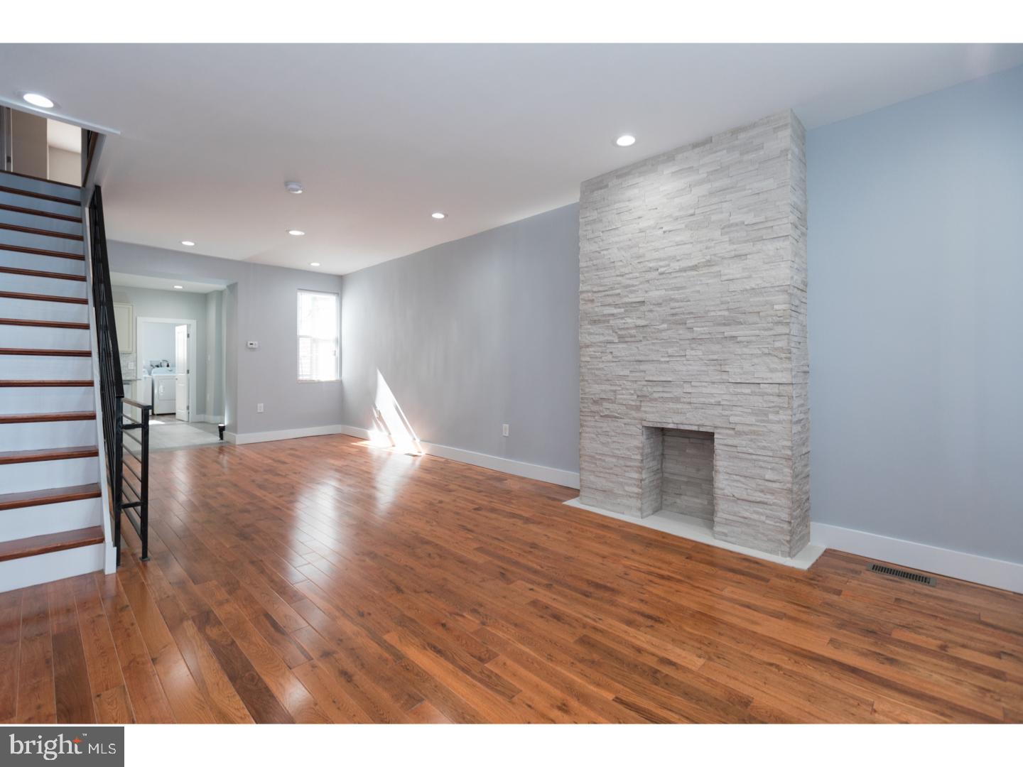 PORT RICHMOND - Residential