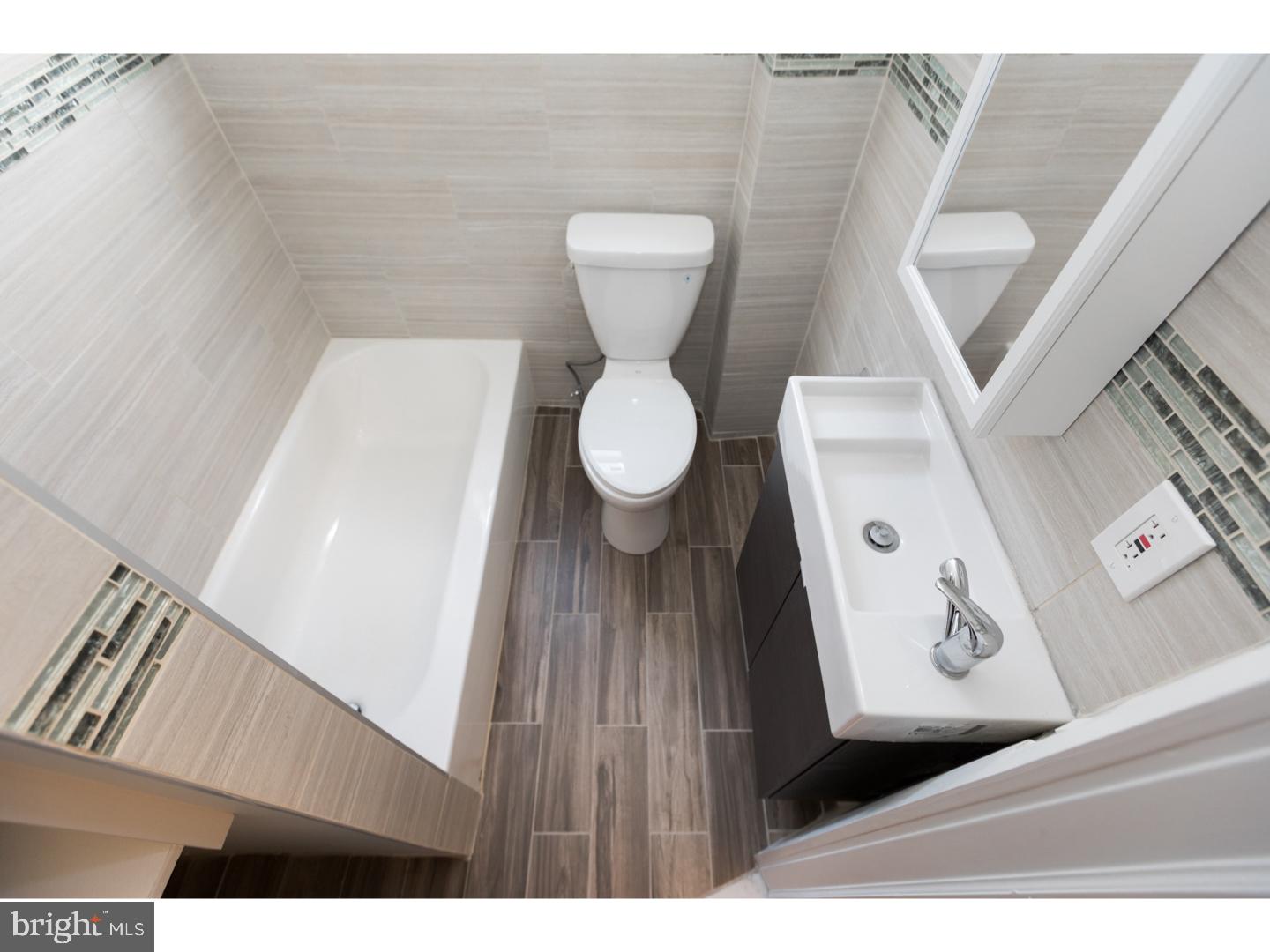 PORT RICHMOND - Residential