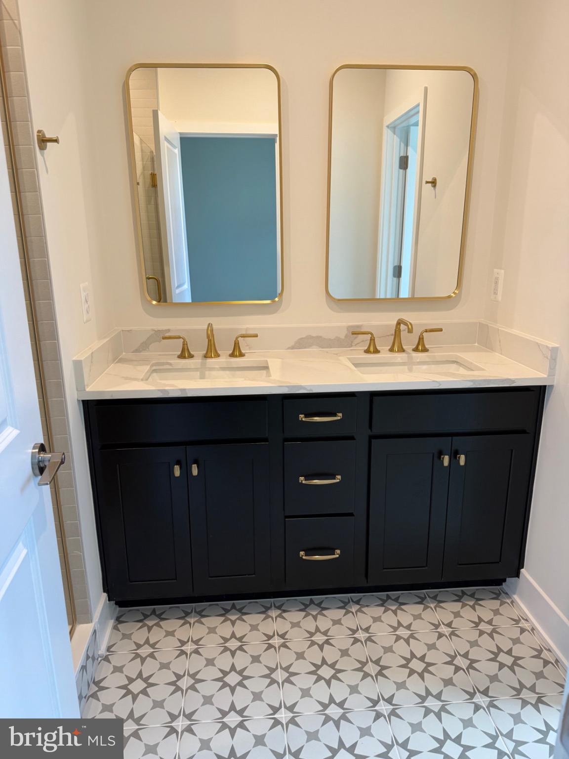 ARPINA VALLEY - Residential Lease