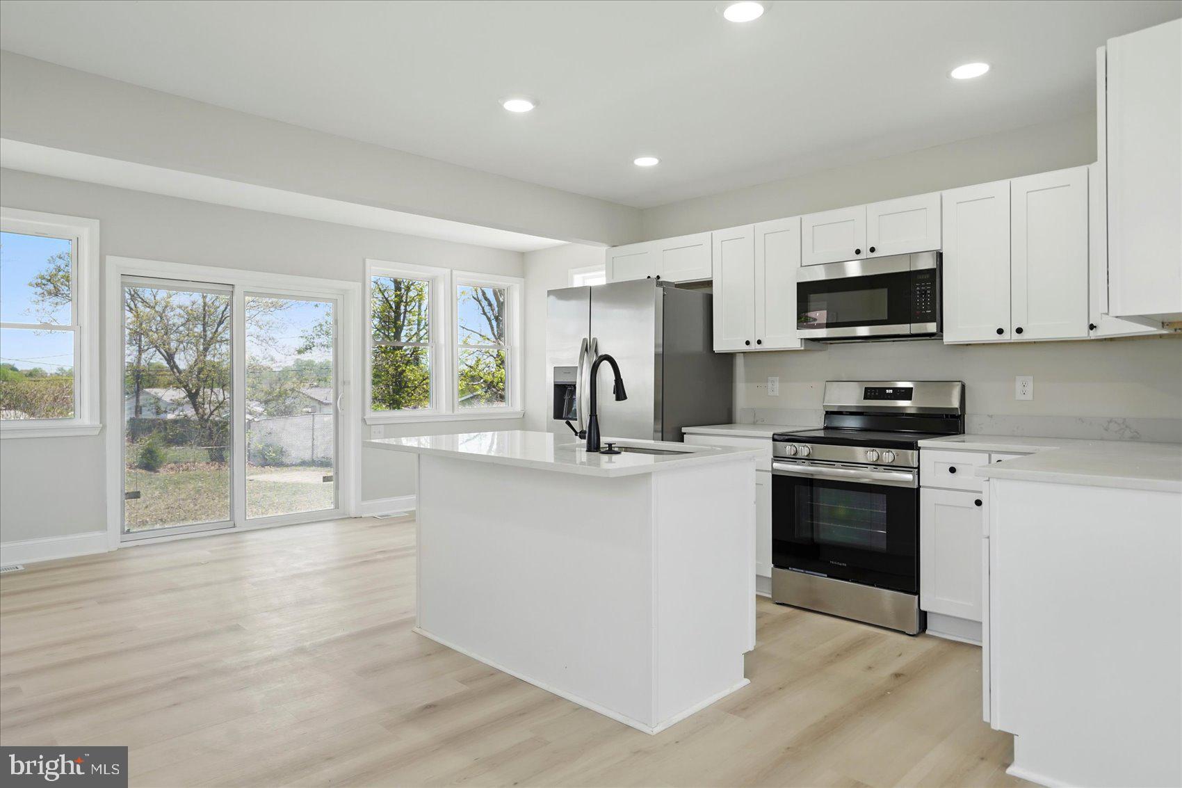 DEERFIELD - Residential