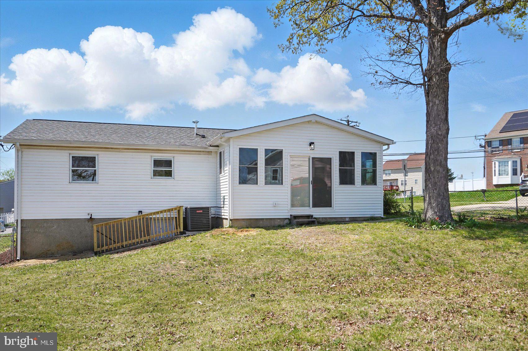 DEERFIELD - Residential