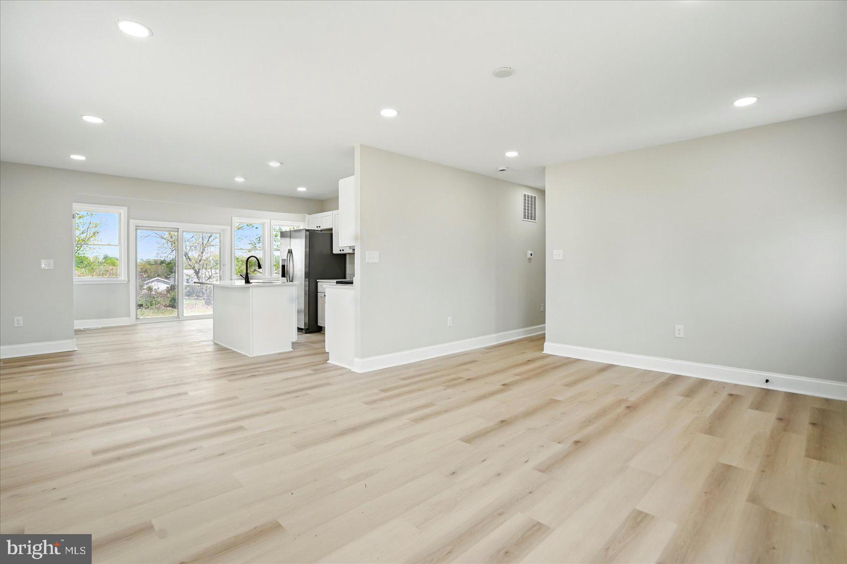 DEERFIELD - Residential