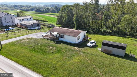 5892 MEADVILLE ROAD NARVON PA 17555