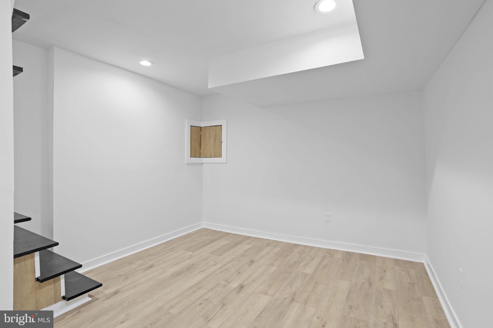 GERMANTOWN - Residential