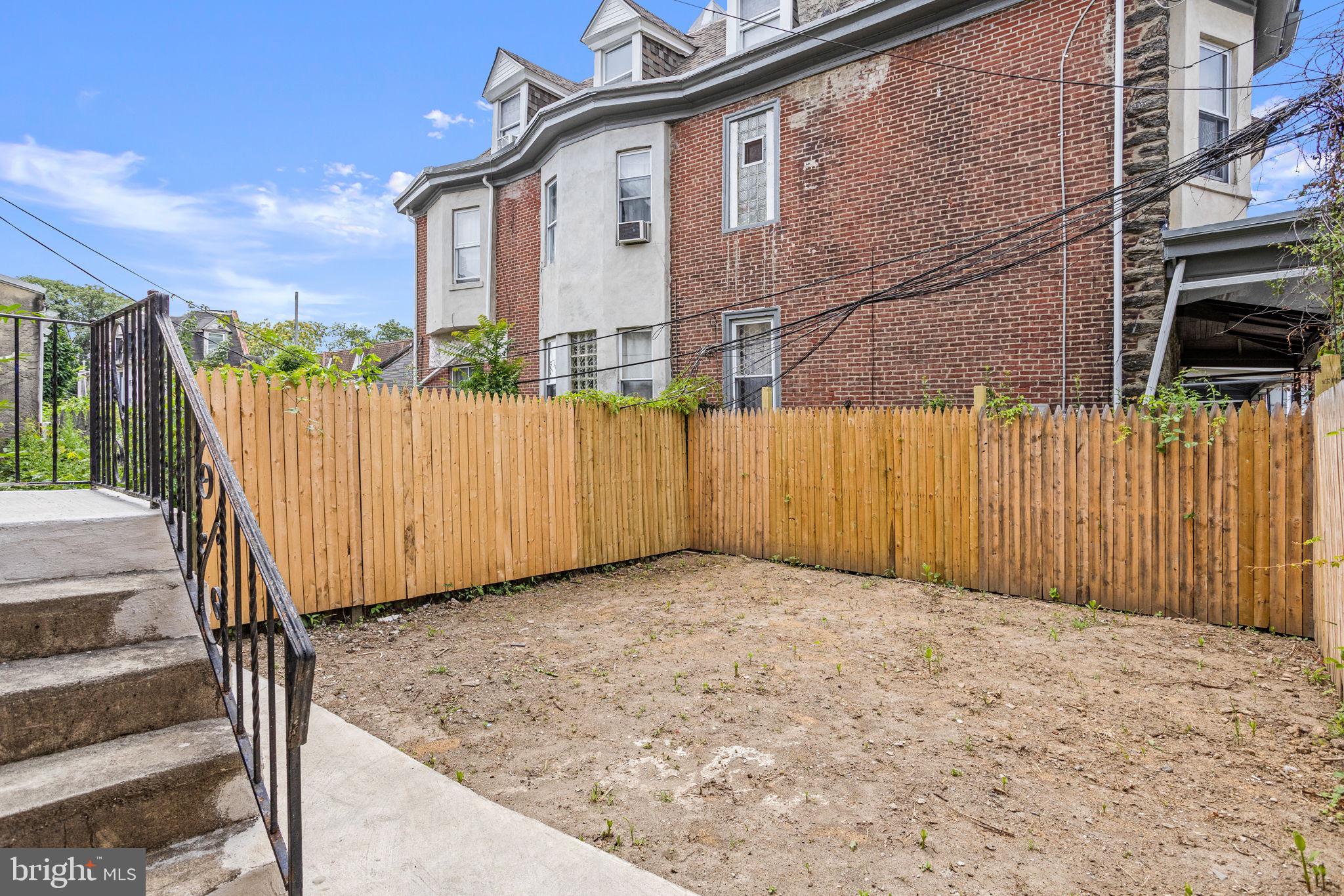 GERMANTOWN - Residential