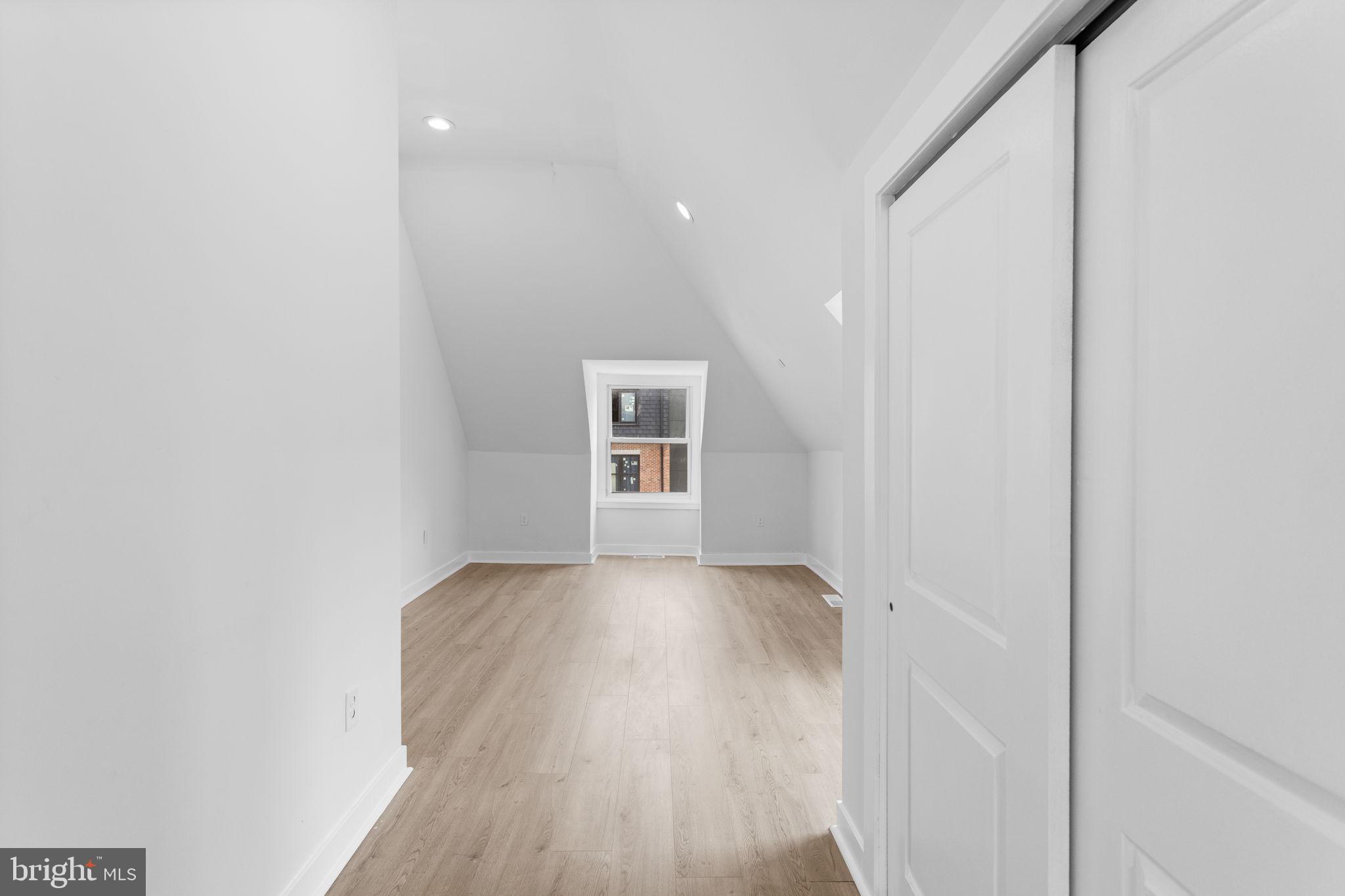 GERMANTOWN - Residential