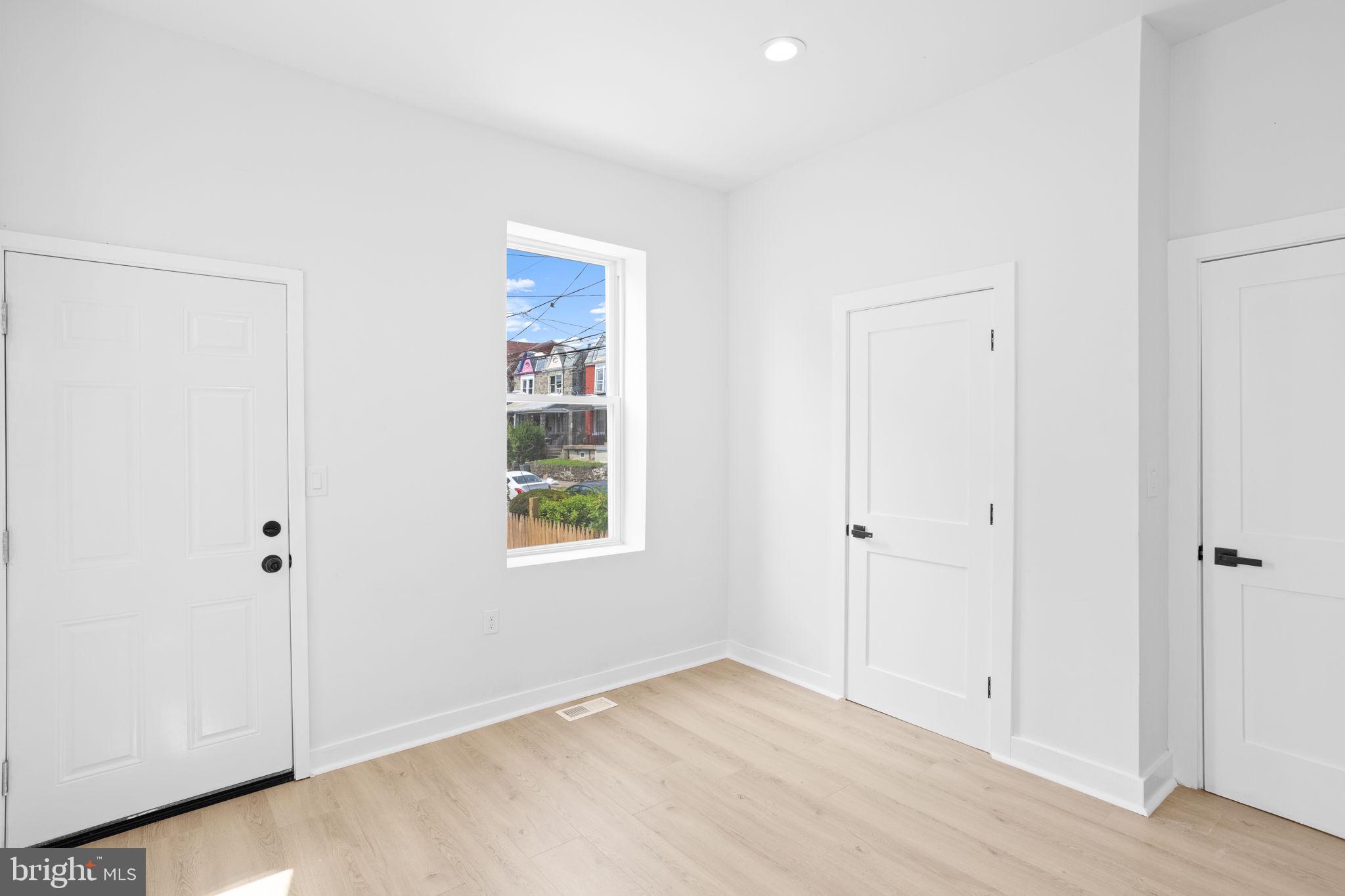 GERMANTOWN - Residential