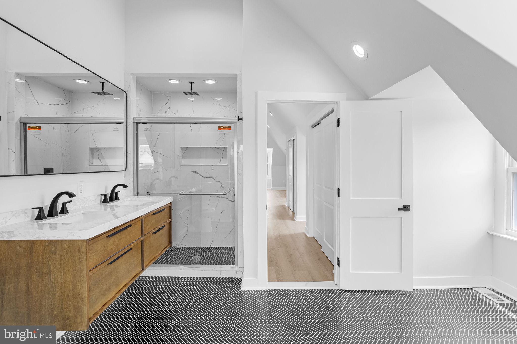 GERMANTOWN - Residential