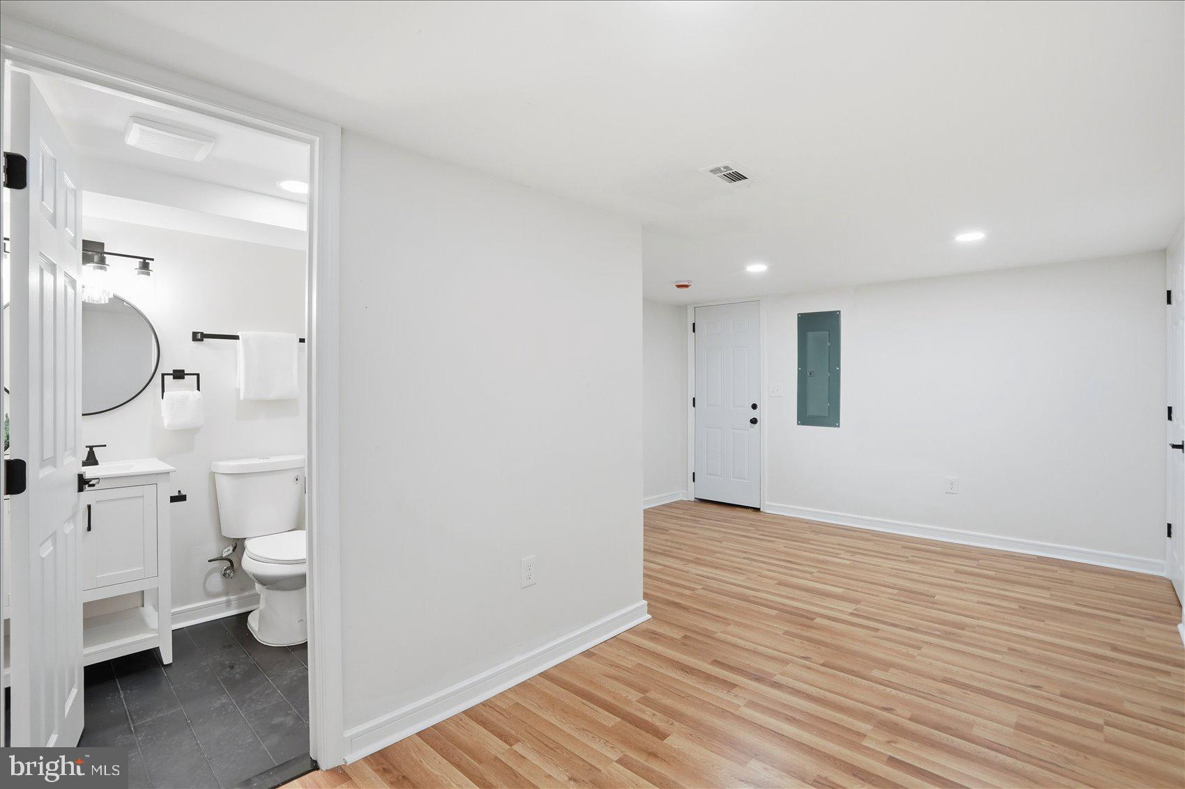 BROOKLYN - Residential