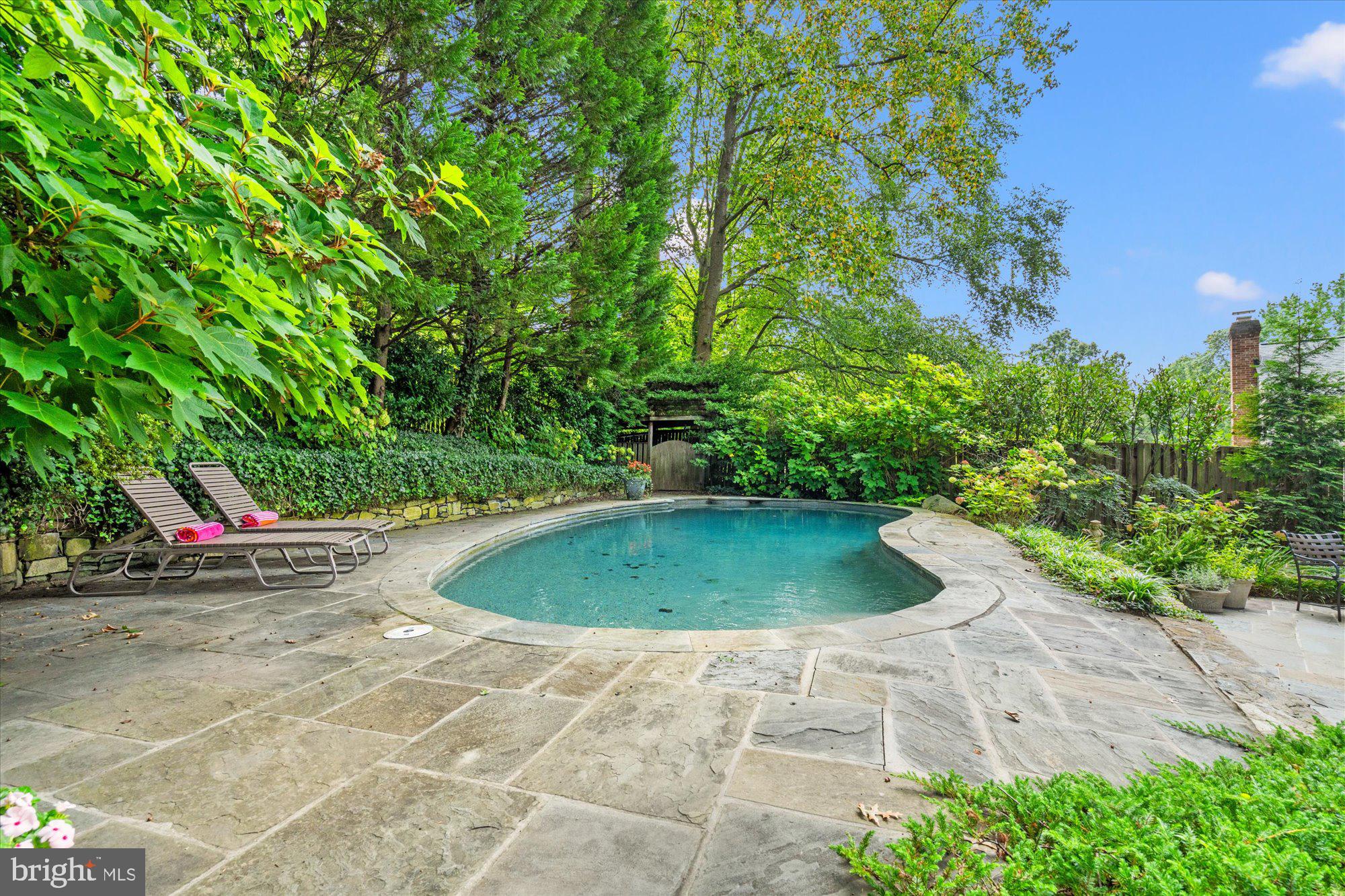 DOGWOODS AT LANGLEY - Residential