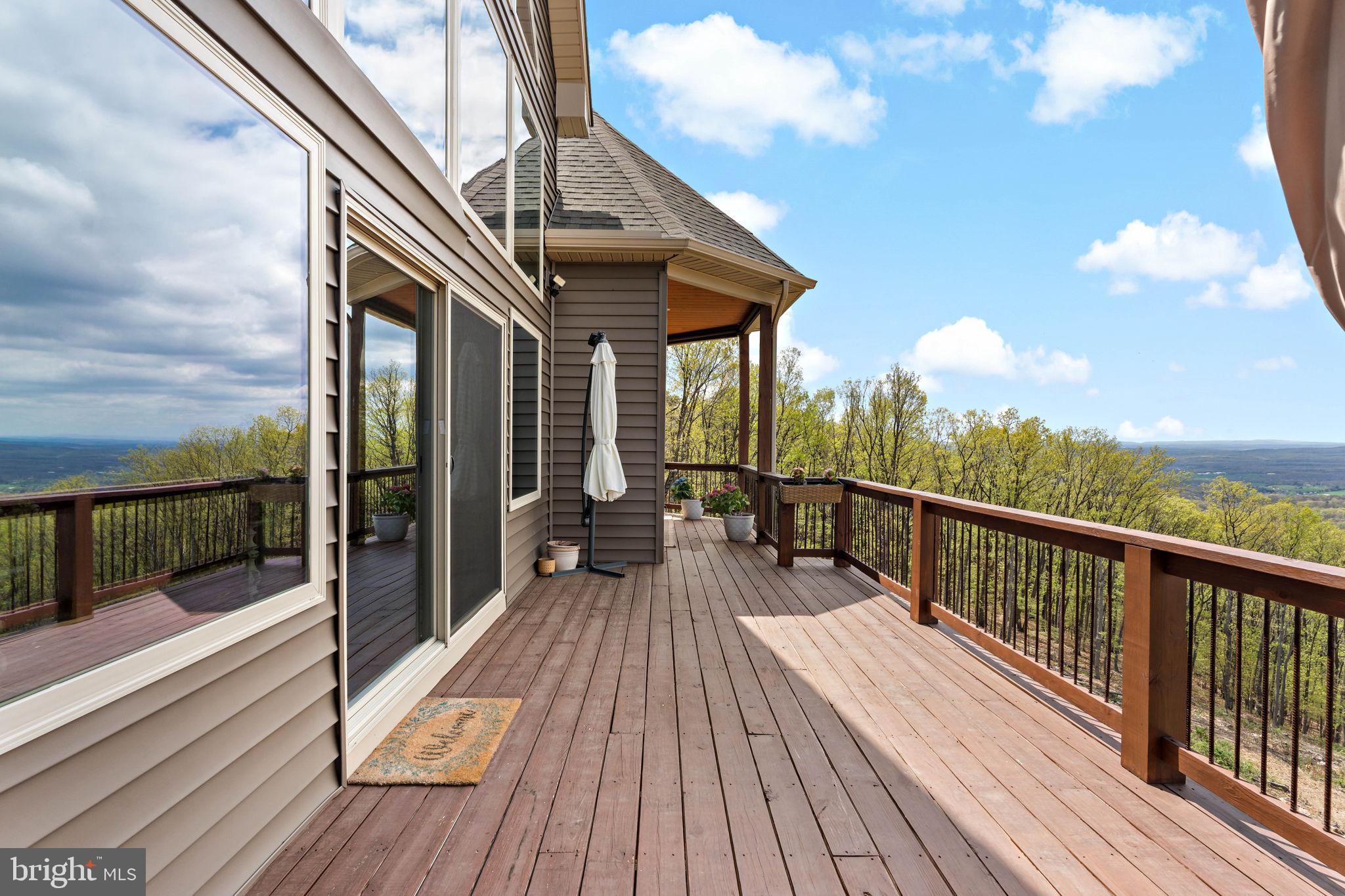 ROUND TOP ESTATES - Residential