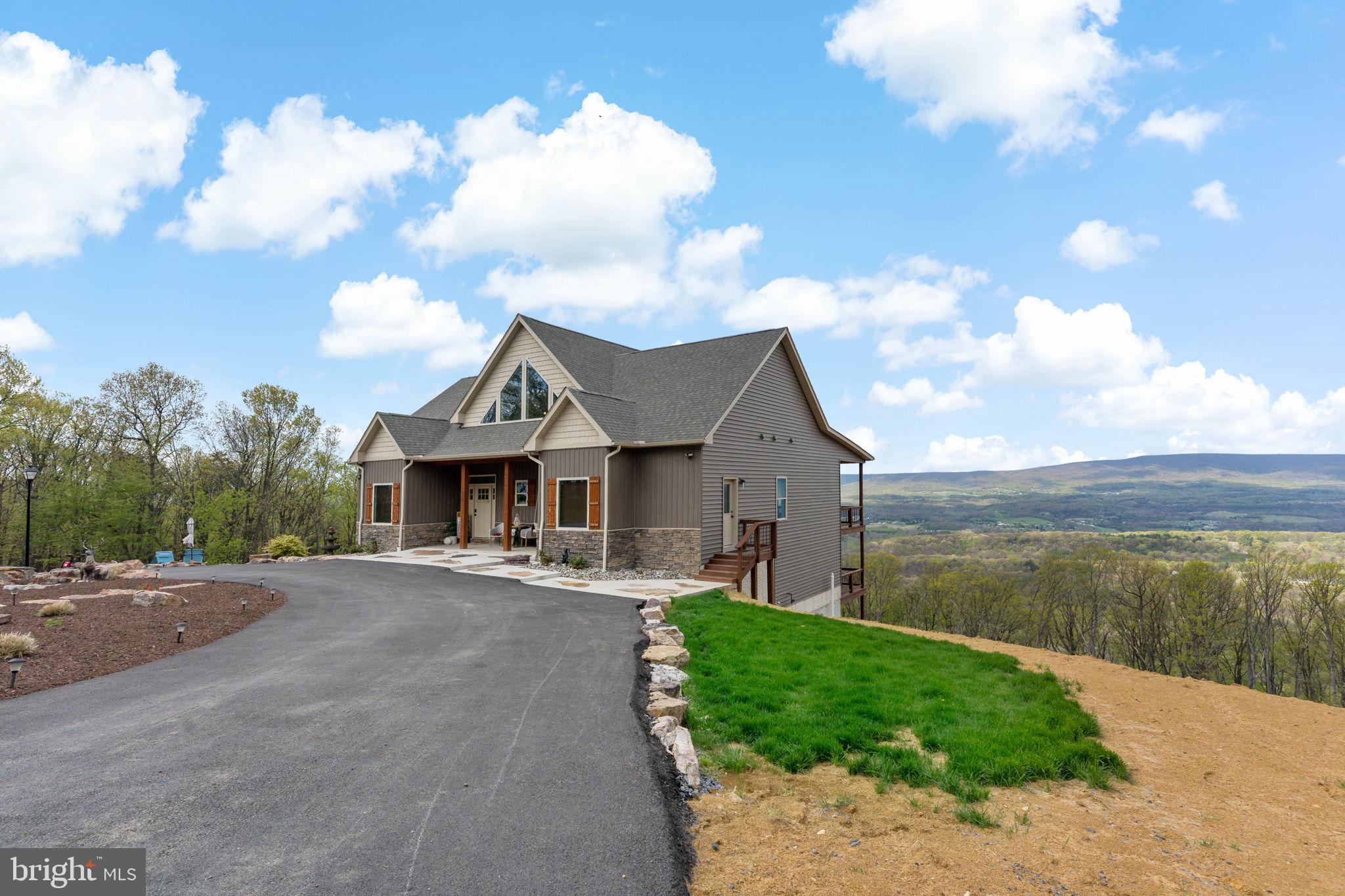 ROUND TOP ESTATES - Residential