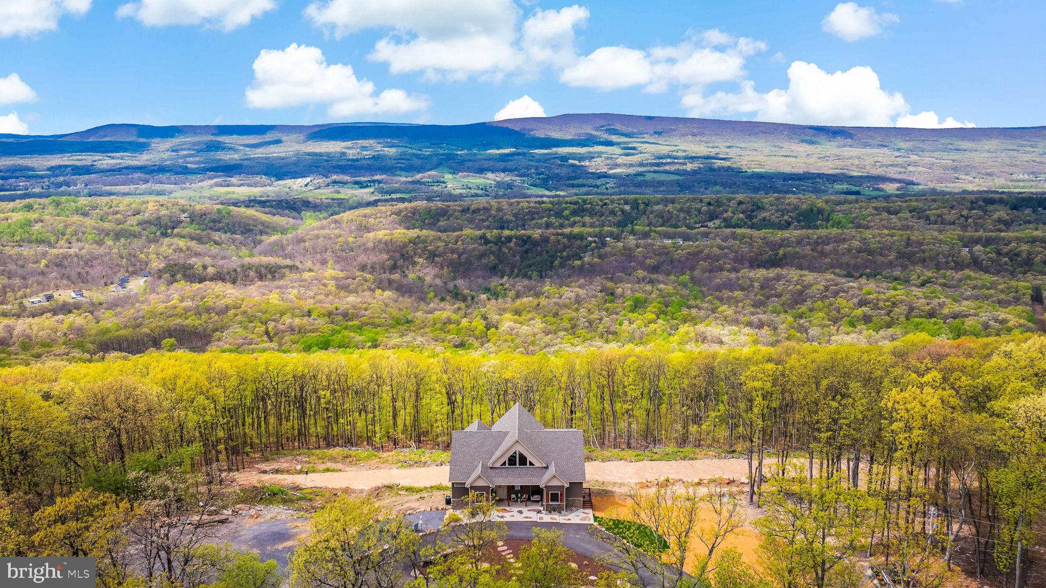 ROUND TOP ESTATES - Residential