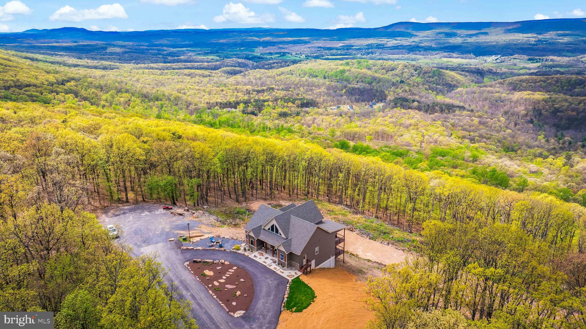 ROUND TOP ESTATES - Residential