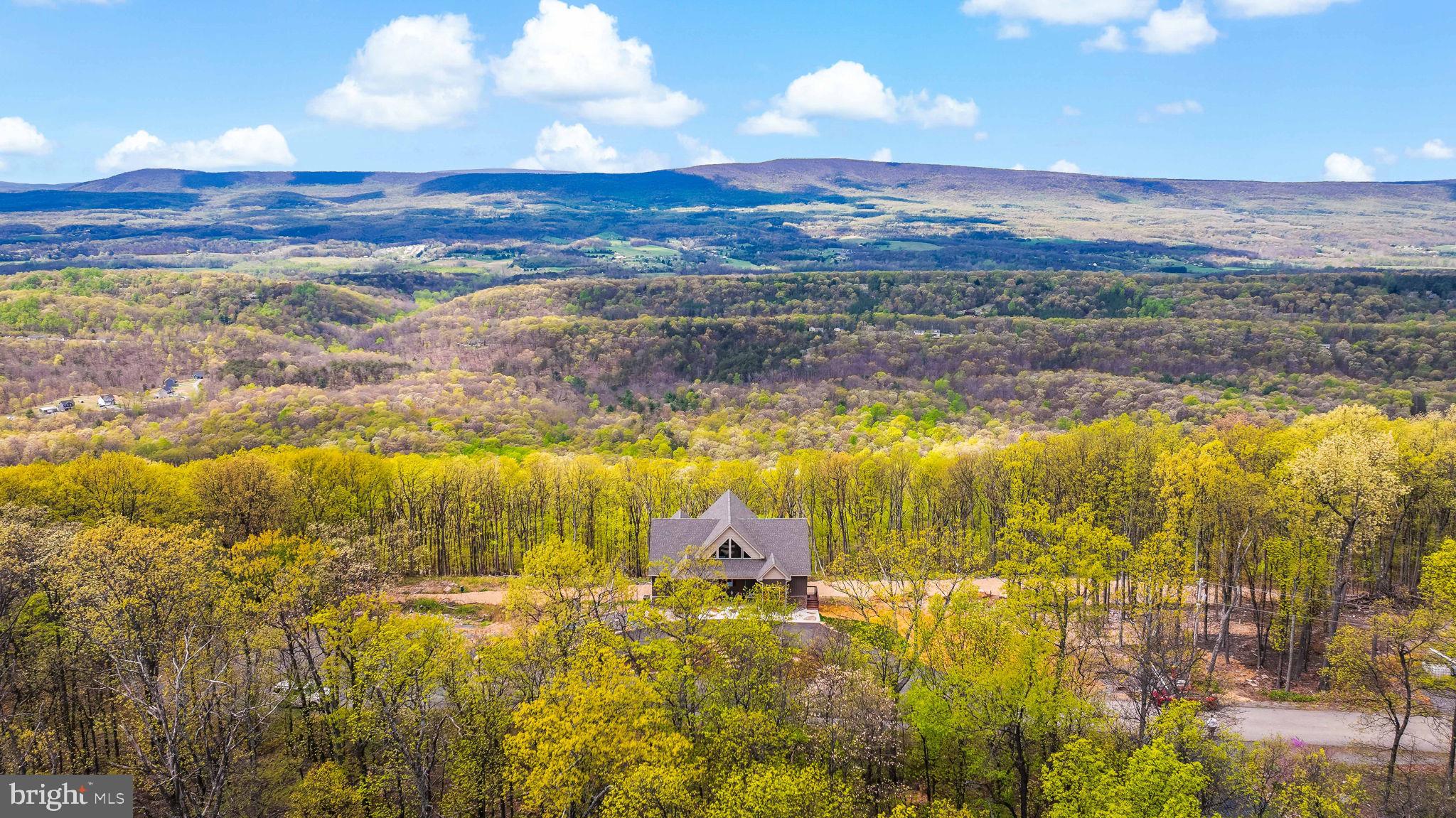 ROUND TOP ESTATES - Residential