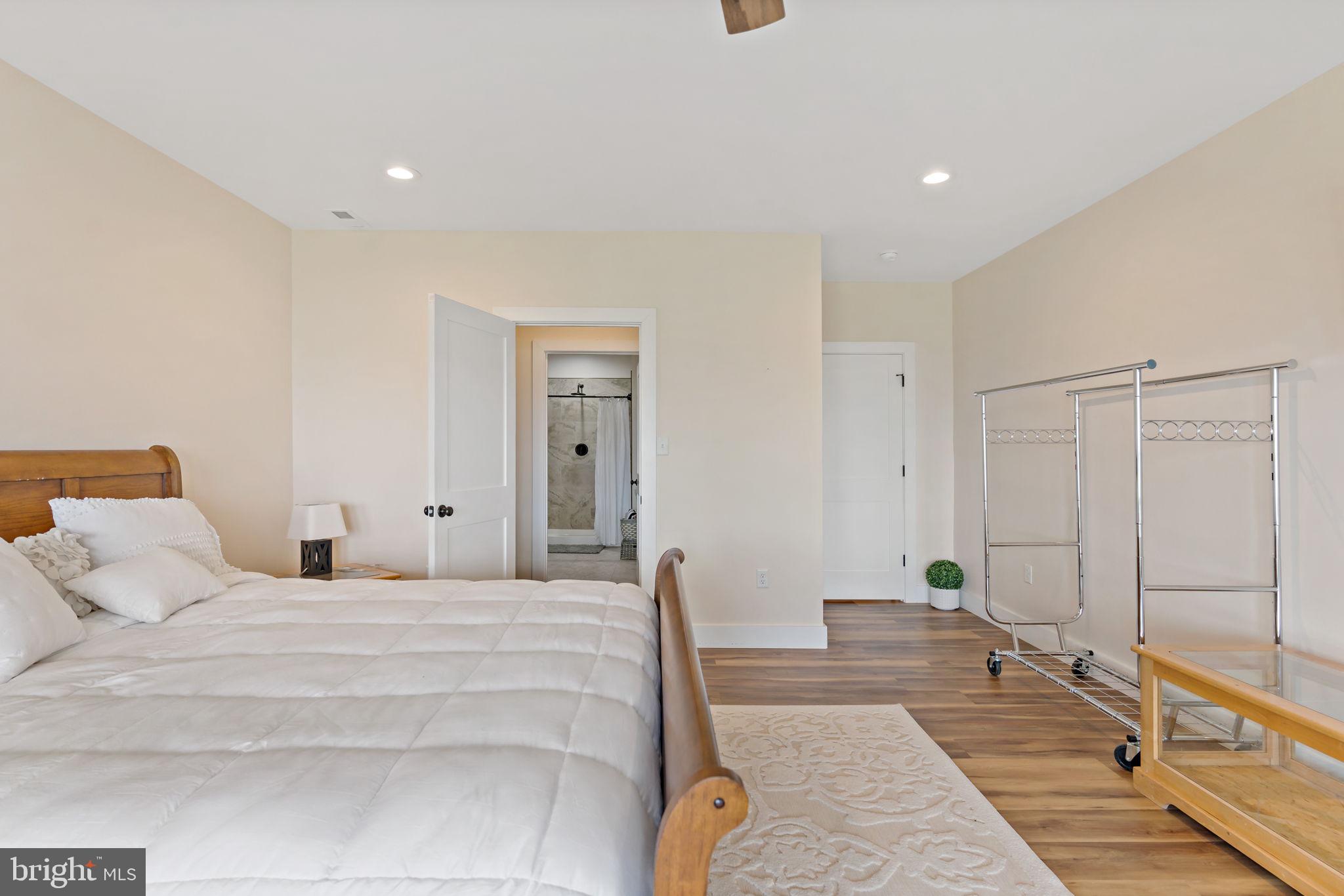 ROUND TOP ESTATES - Residential