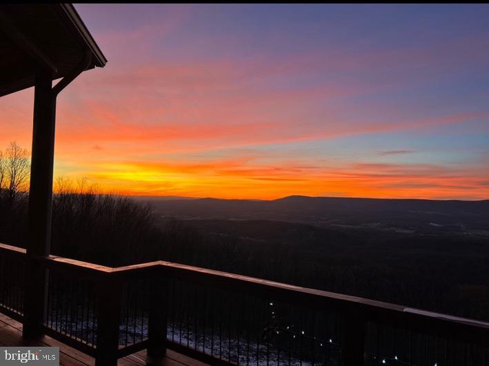 ROUND TOP ESTATES - Residential