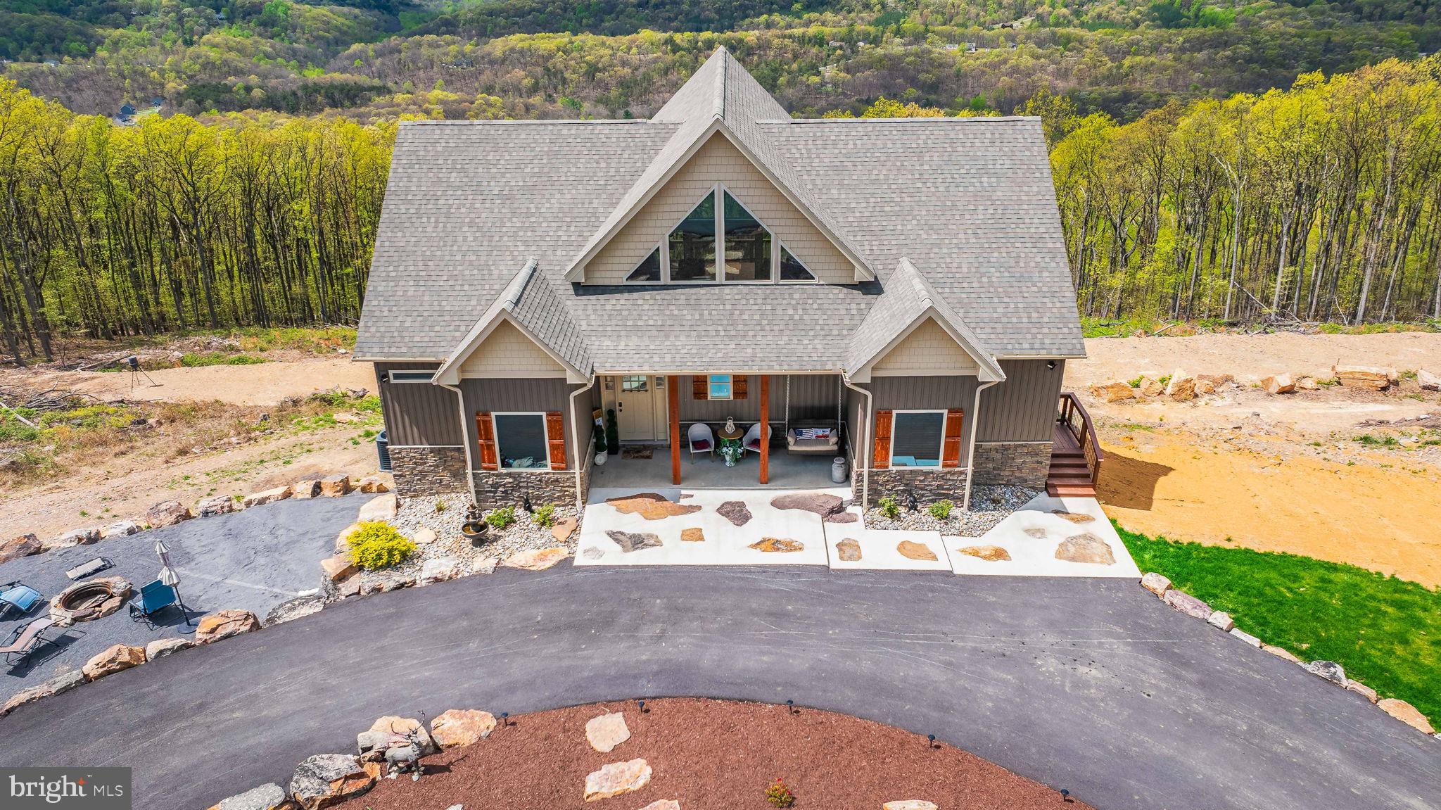 ROUND TOP ESTATES - Residential