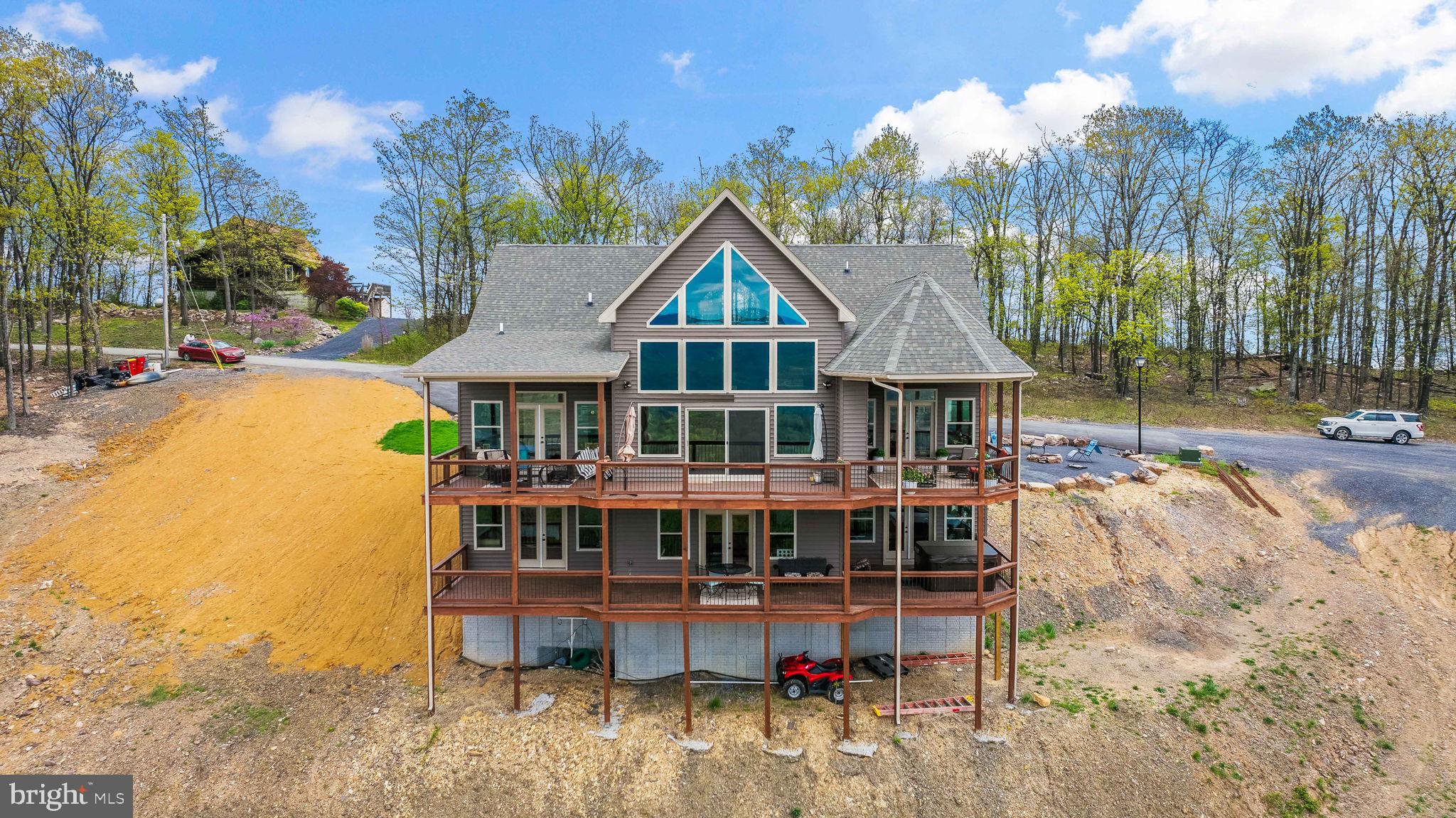 ROUND TOP ESTATES - Residential