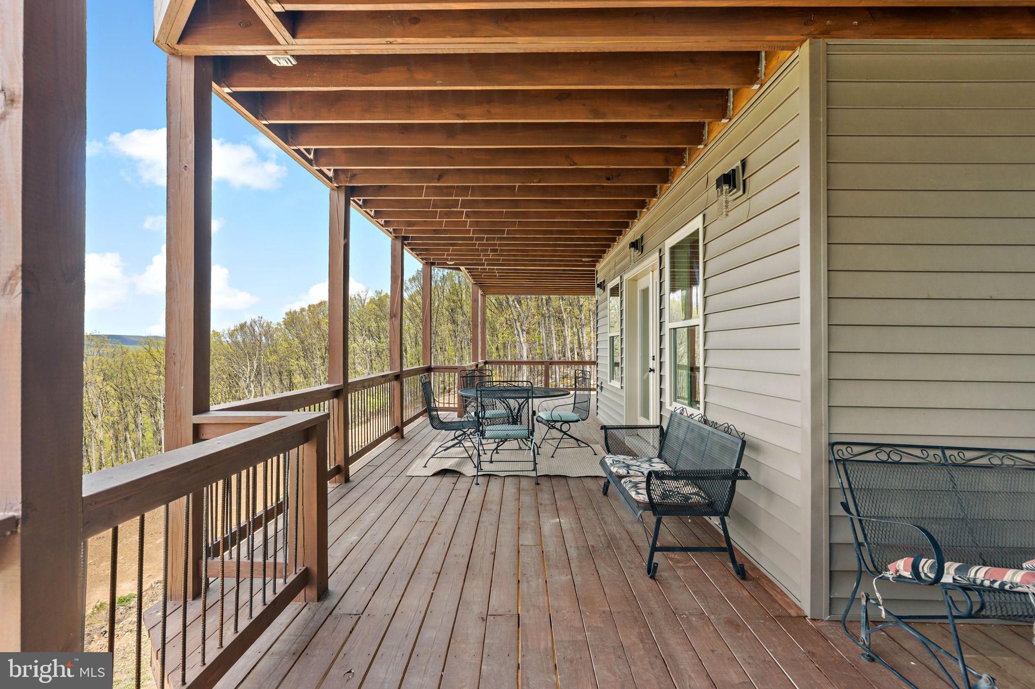 ROUND TOP ESTATES - Residential