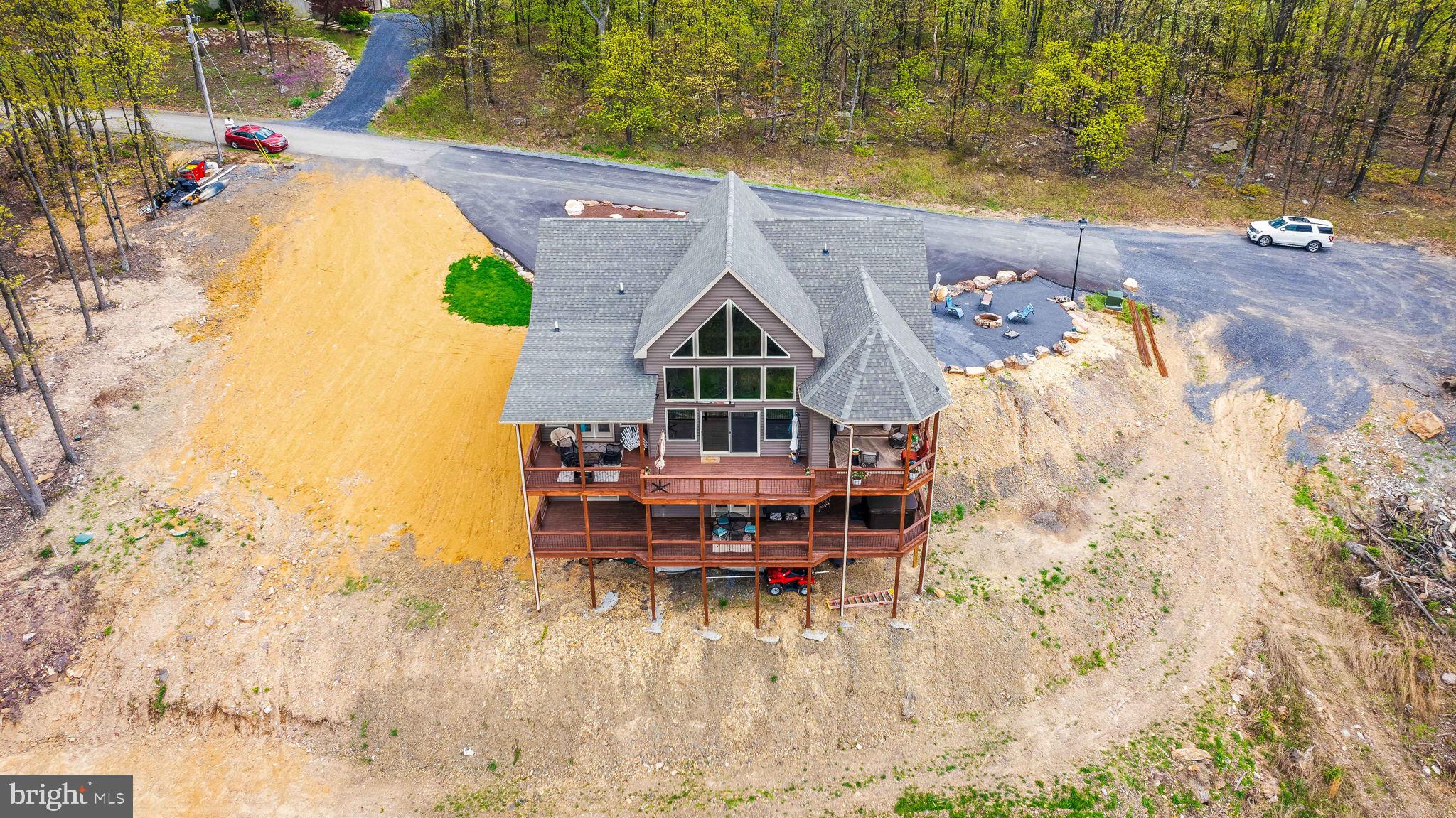 ROUND TOP ESTATES - Residential