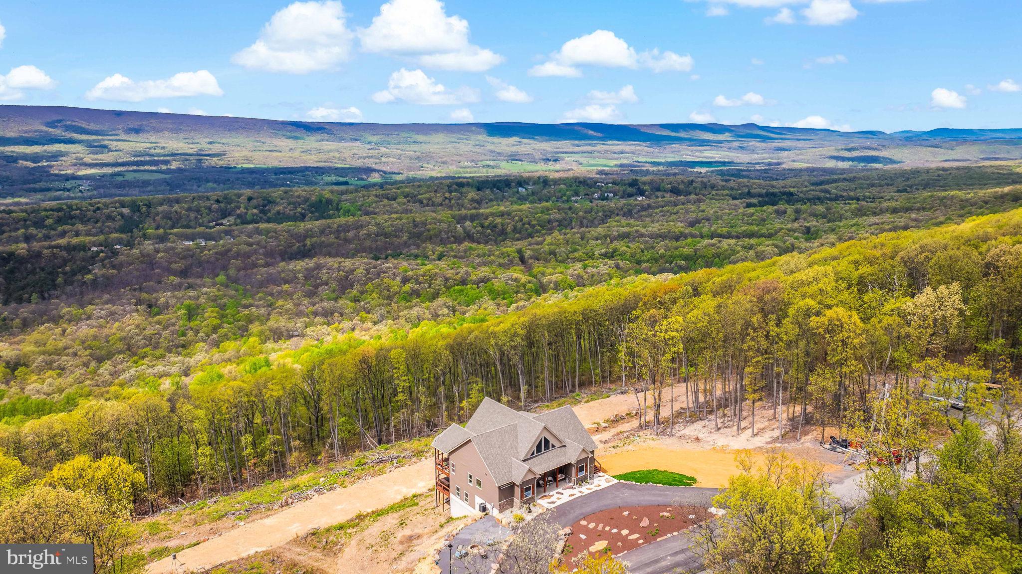 ROUND TOP ESTATES - Residential