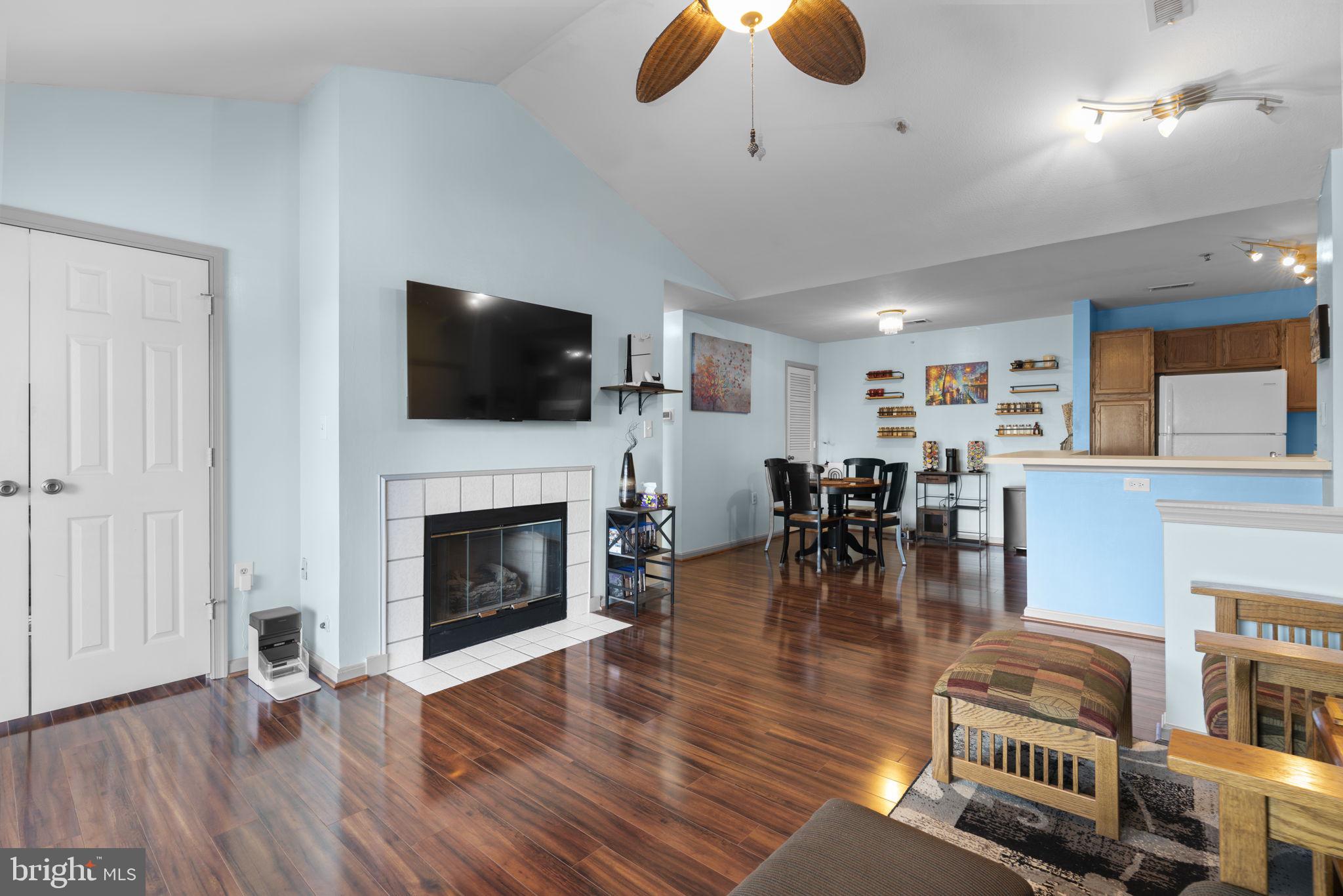 SILVERBROOK WOOD - Residential