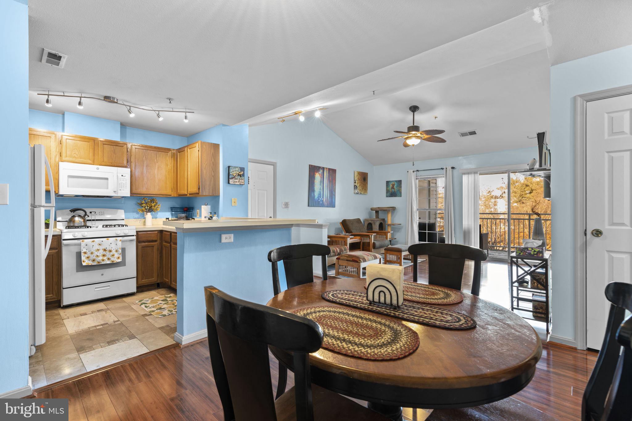 SILVERBROOK WOOD - Residential