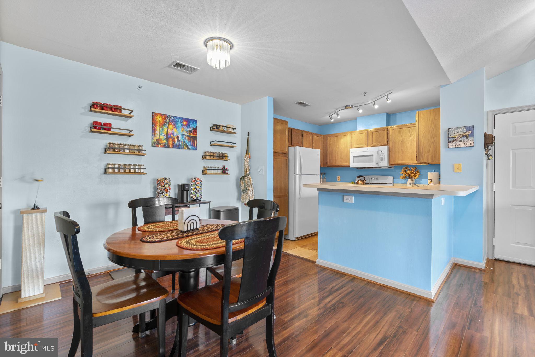 SILVERBROOK WOOD - Residential