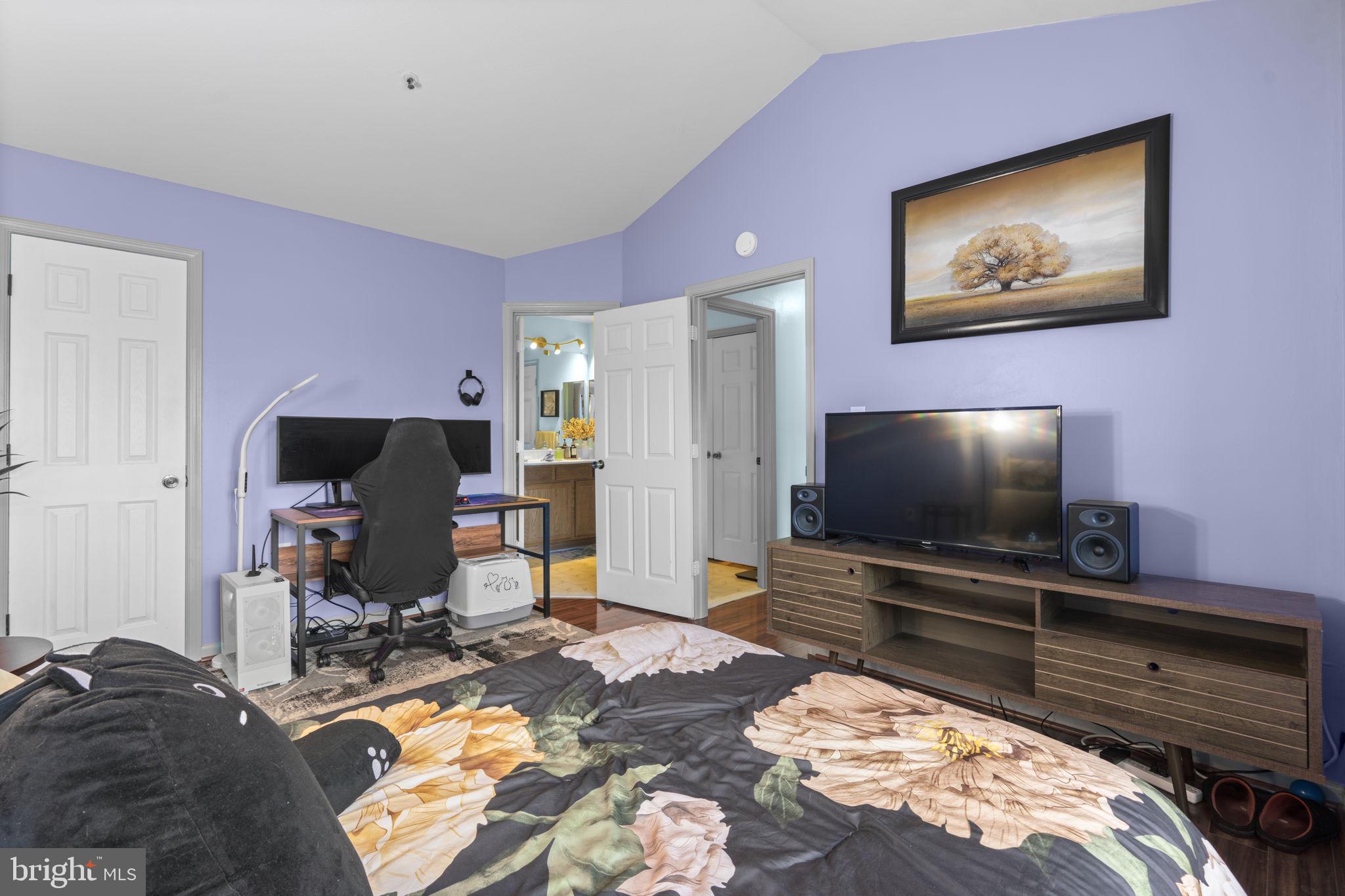 SILVERBROOK WOOD - Residential