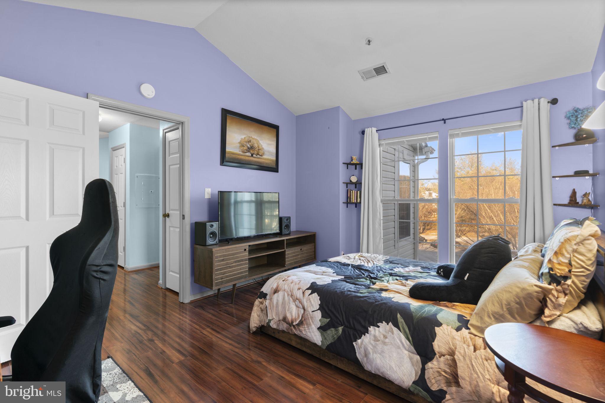 SILVERBROOK WOOD - Residential