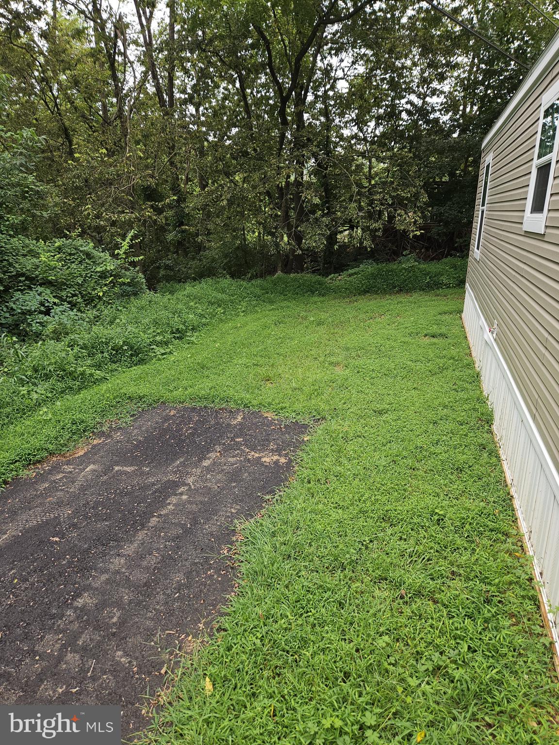 ROYAL MANOR - Residential