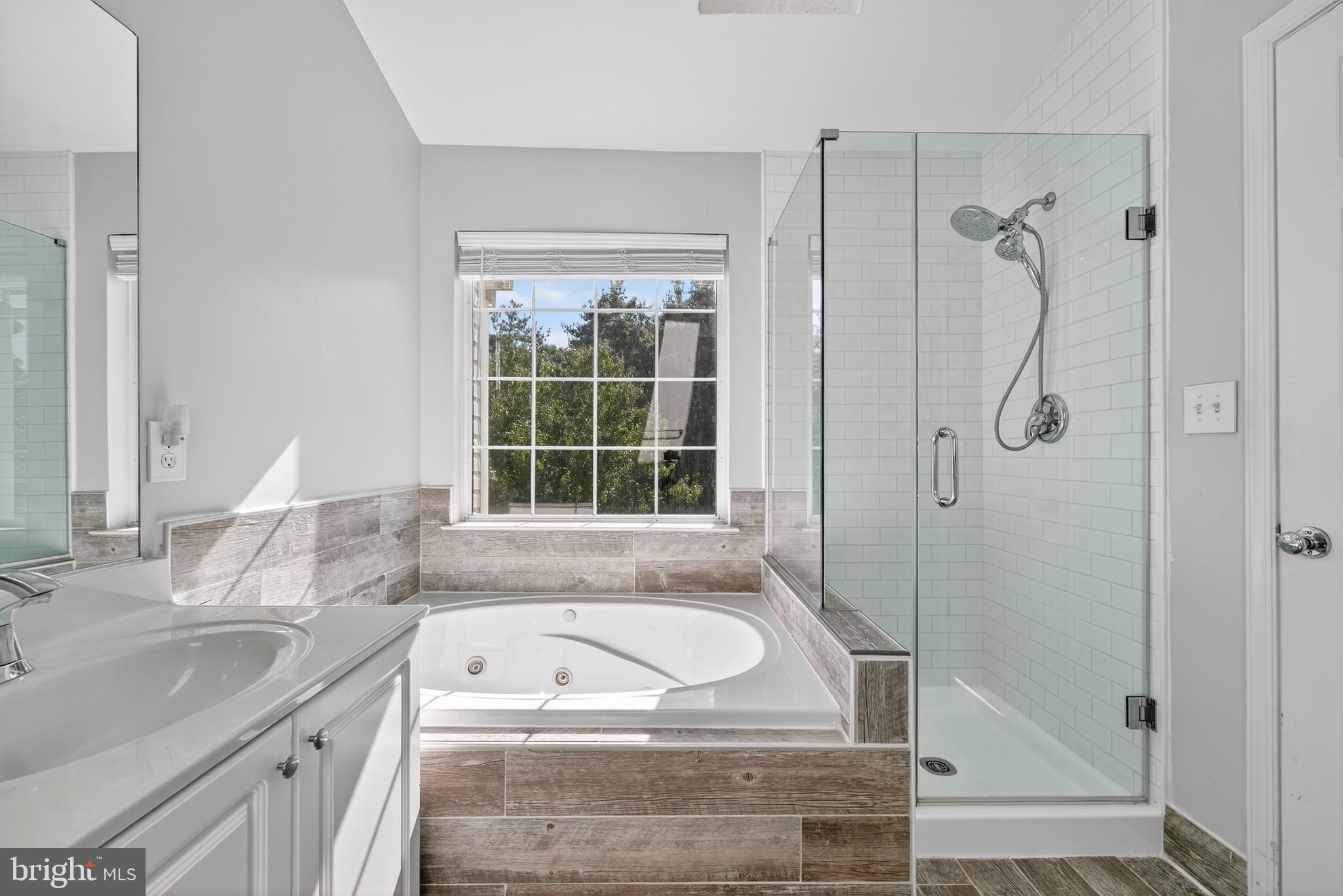 PERRYWOOD - Residential