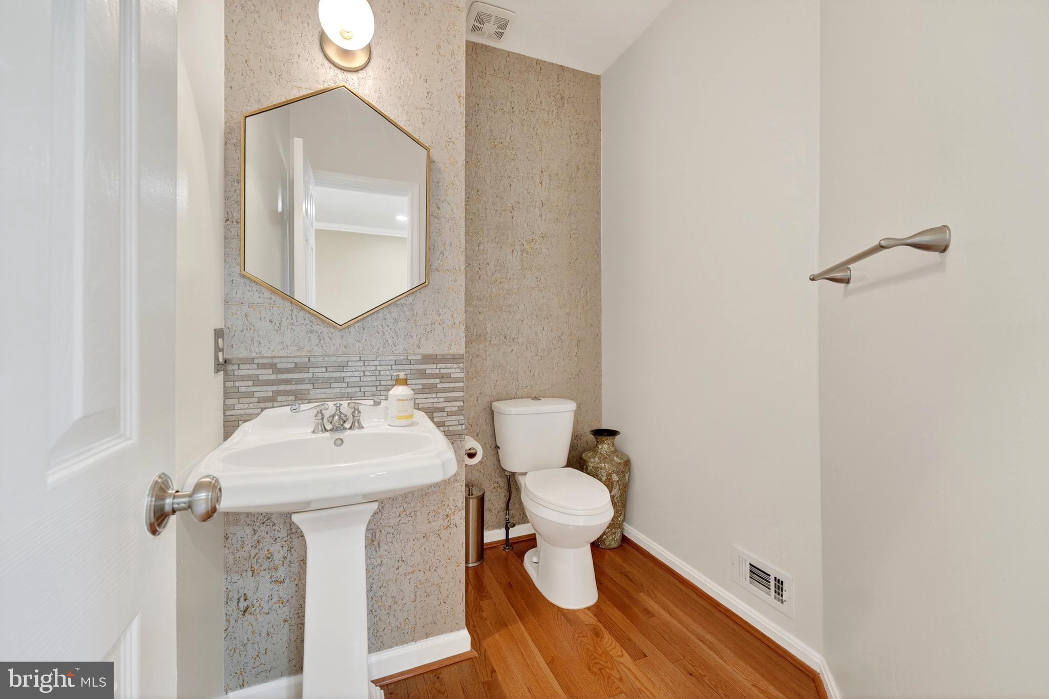 PERRYWOOD - Residential