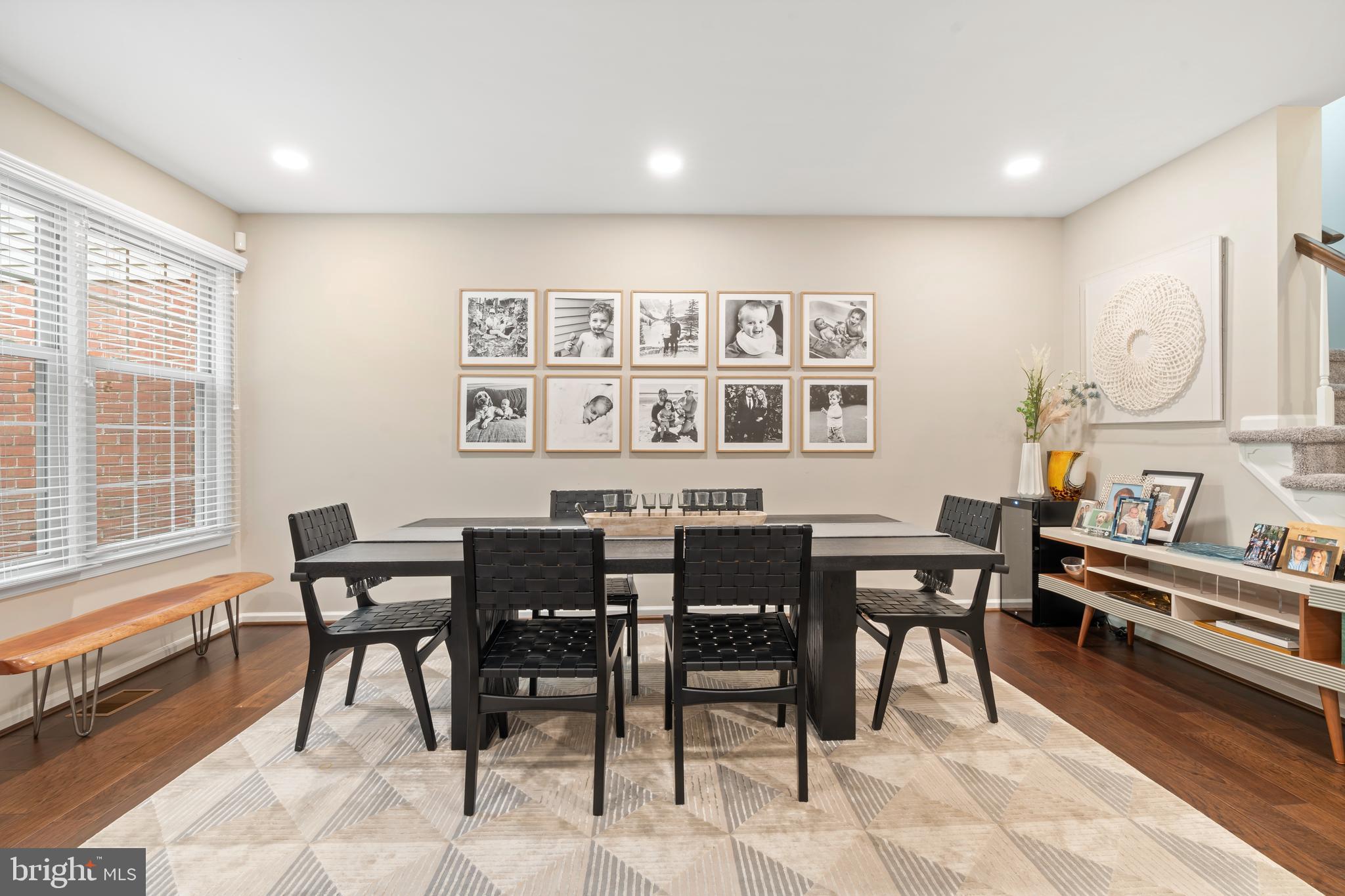 GWYNEDD HUNT - Residential