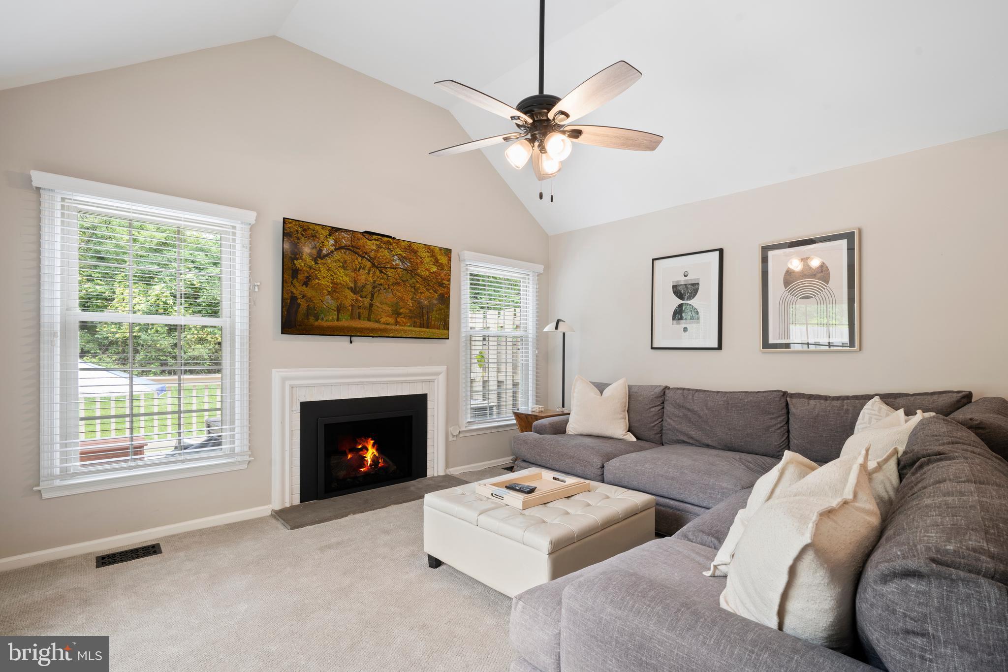 GWYNEDD HUNT - Residential