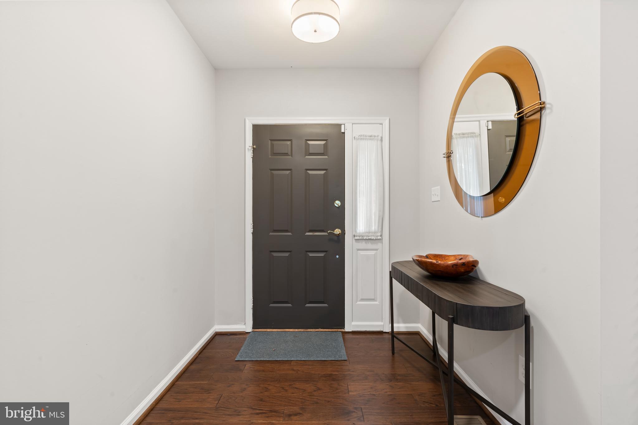 GWYNEDD HUNT - Residential