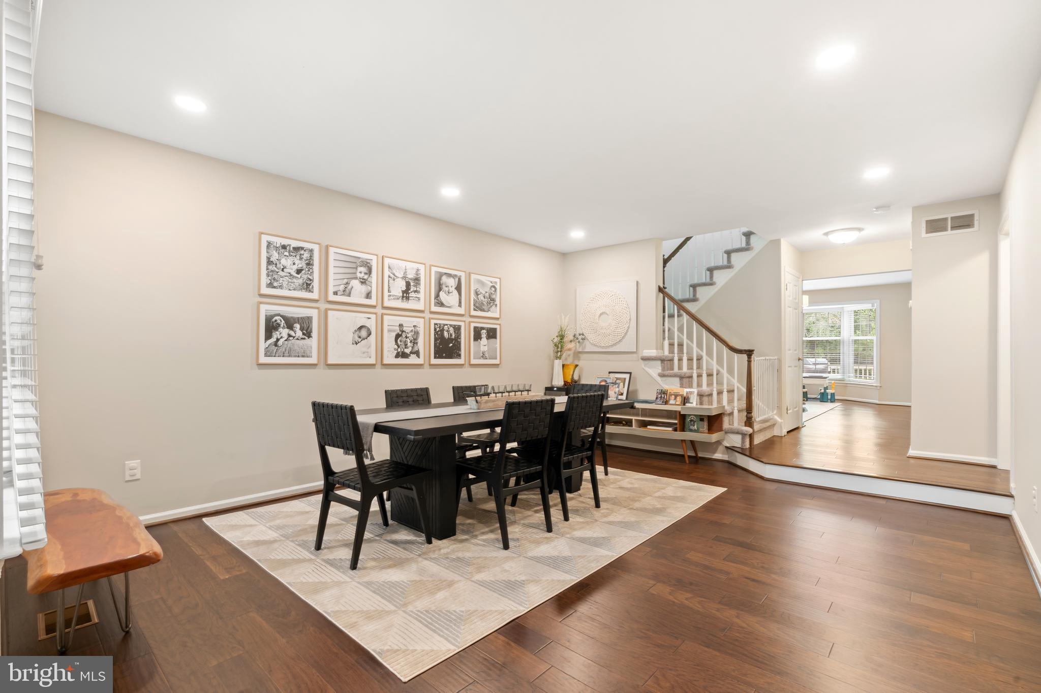 GWYNEDD HUNT - Residential