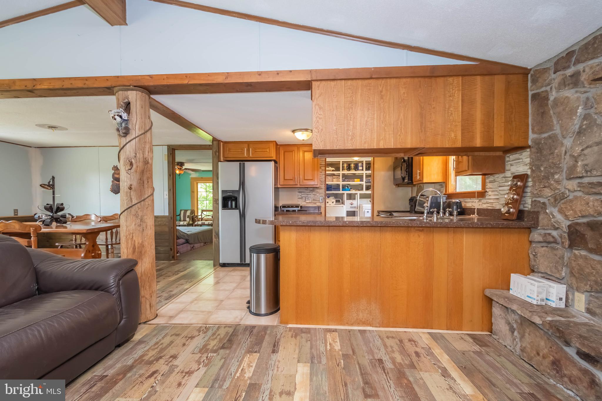 SANG RUN RD - Residential